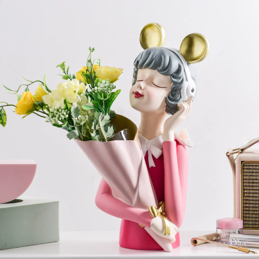 Musical Girl Showpiece Vase - Image 8