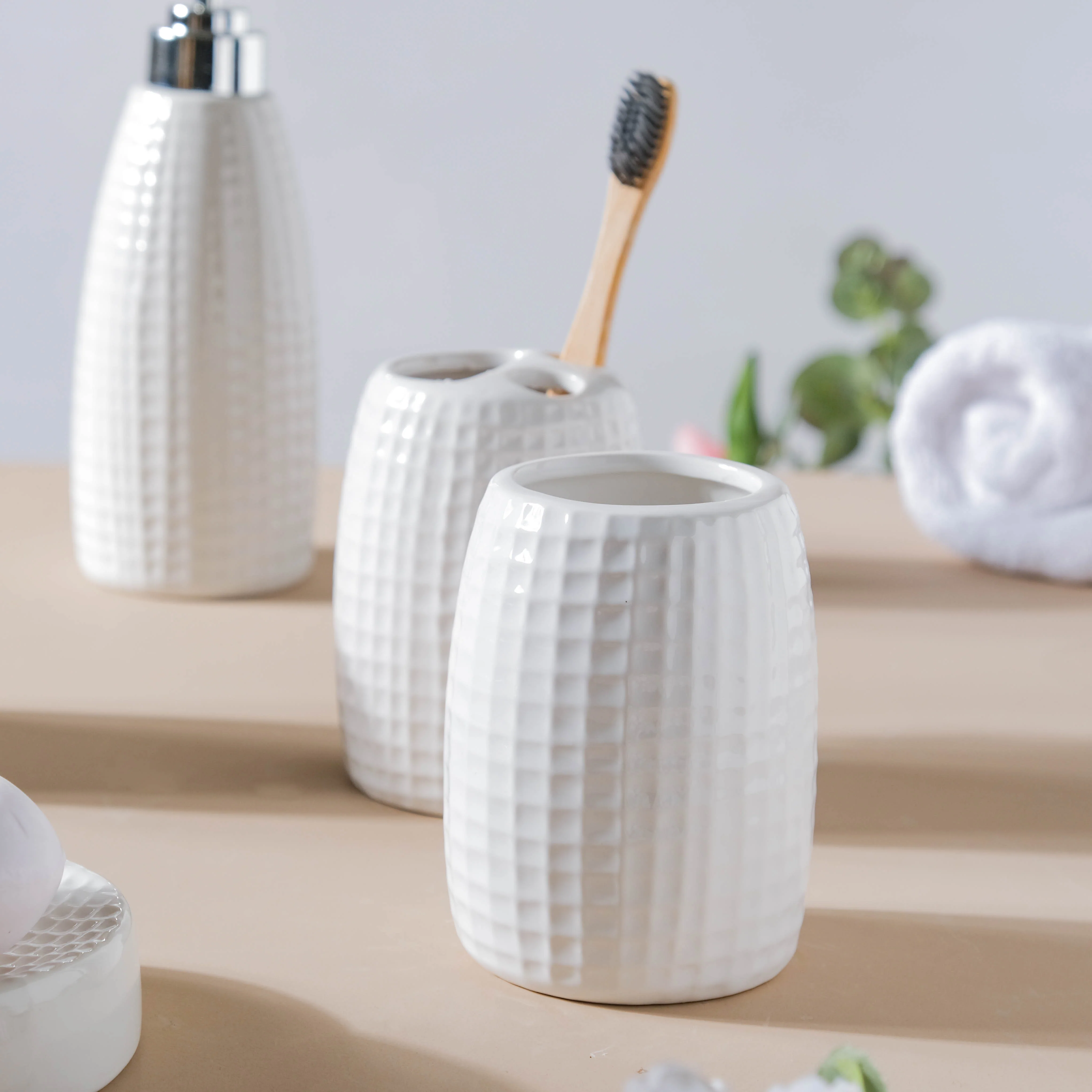 Noelle Texture White Ceramic Bathroom Set Of 5 - Image 11