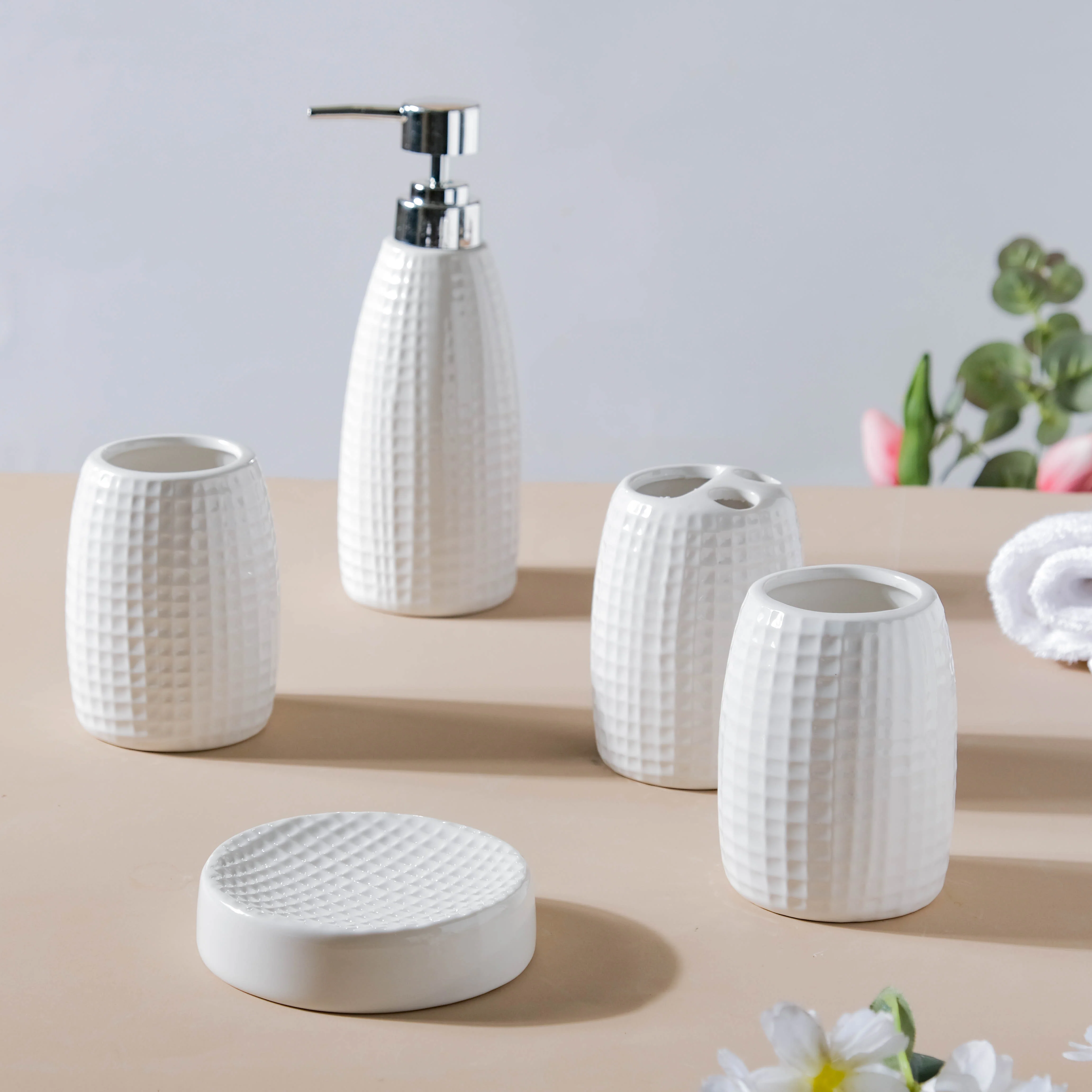 Noelle Texture White Ceramic Bathroom Set Of 5 - Image 2