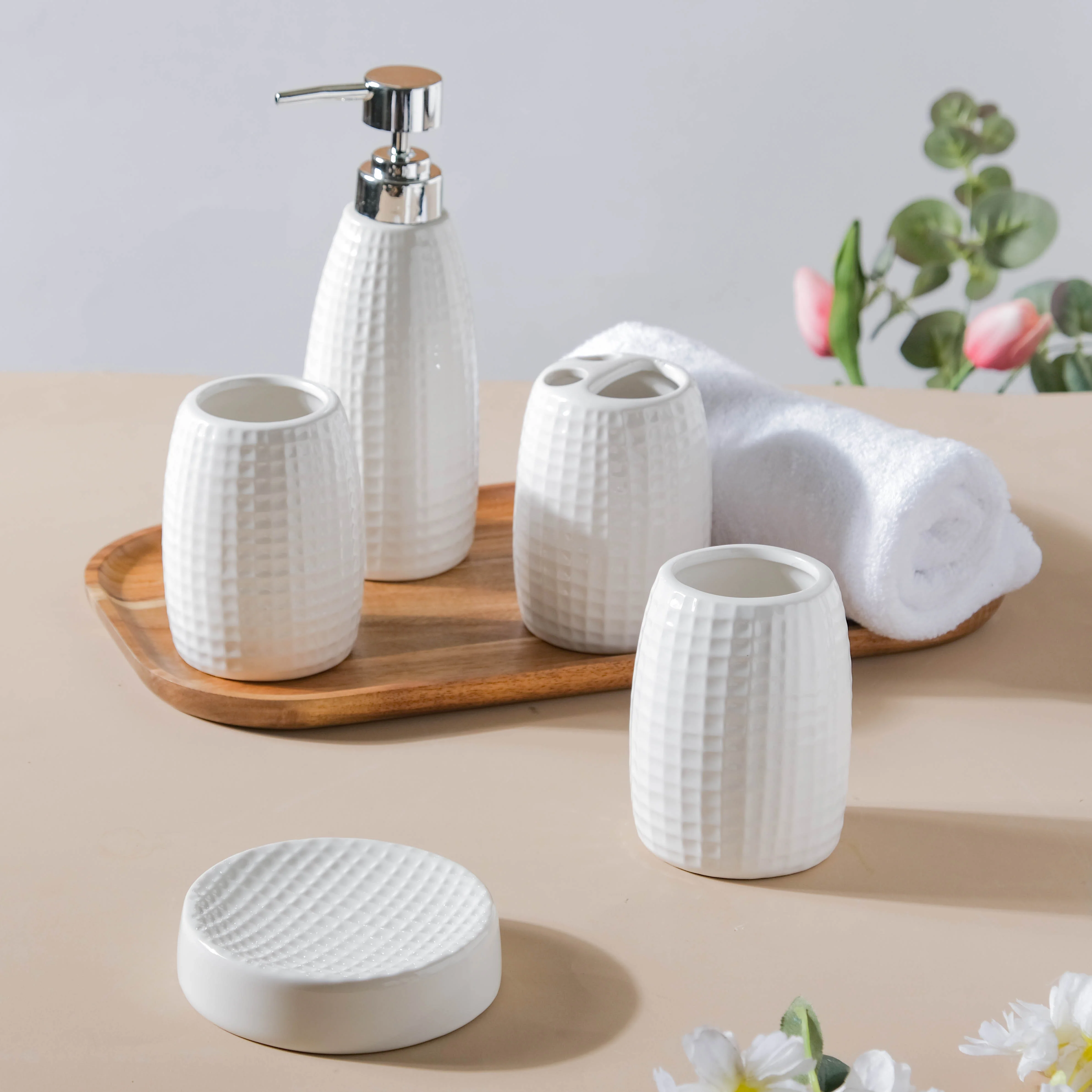 Noelle Texture White Ceramic Bathroom Set Of 5 - Image 6