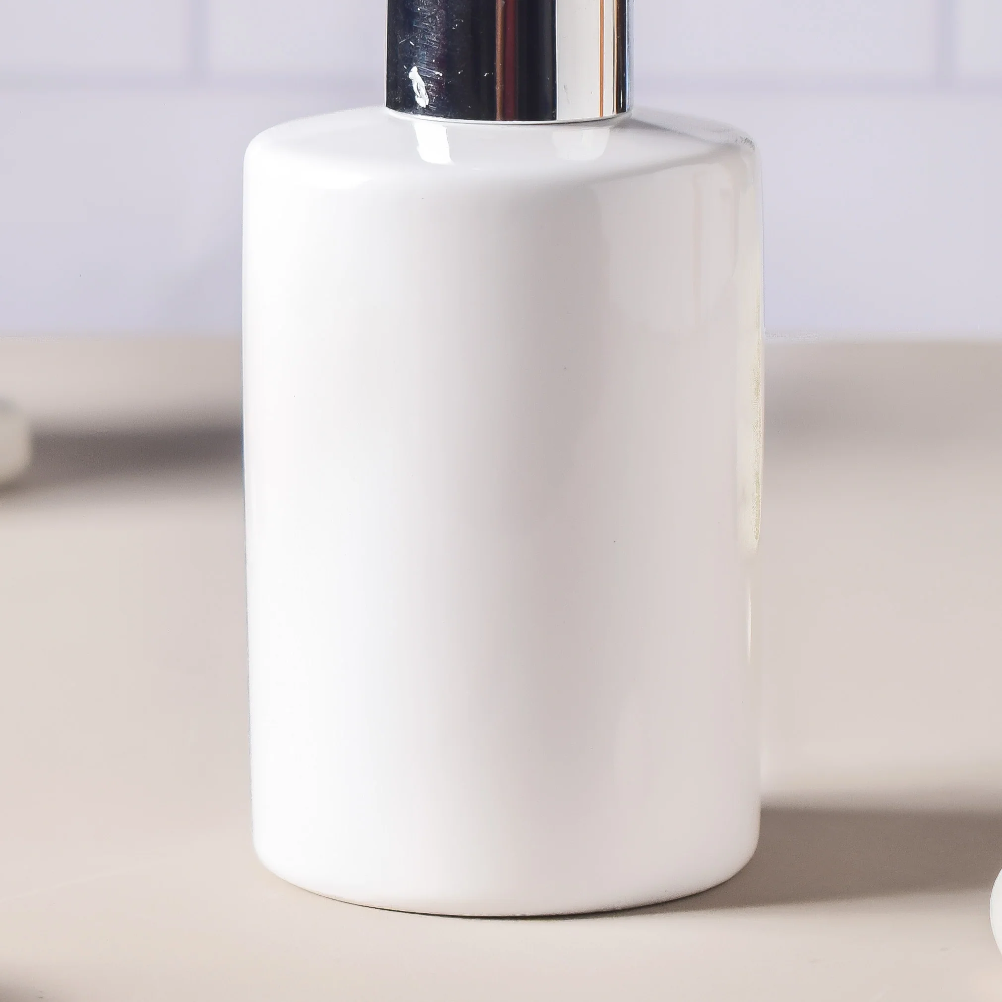 Noelle White Dispenser 250ml - Image 4