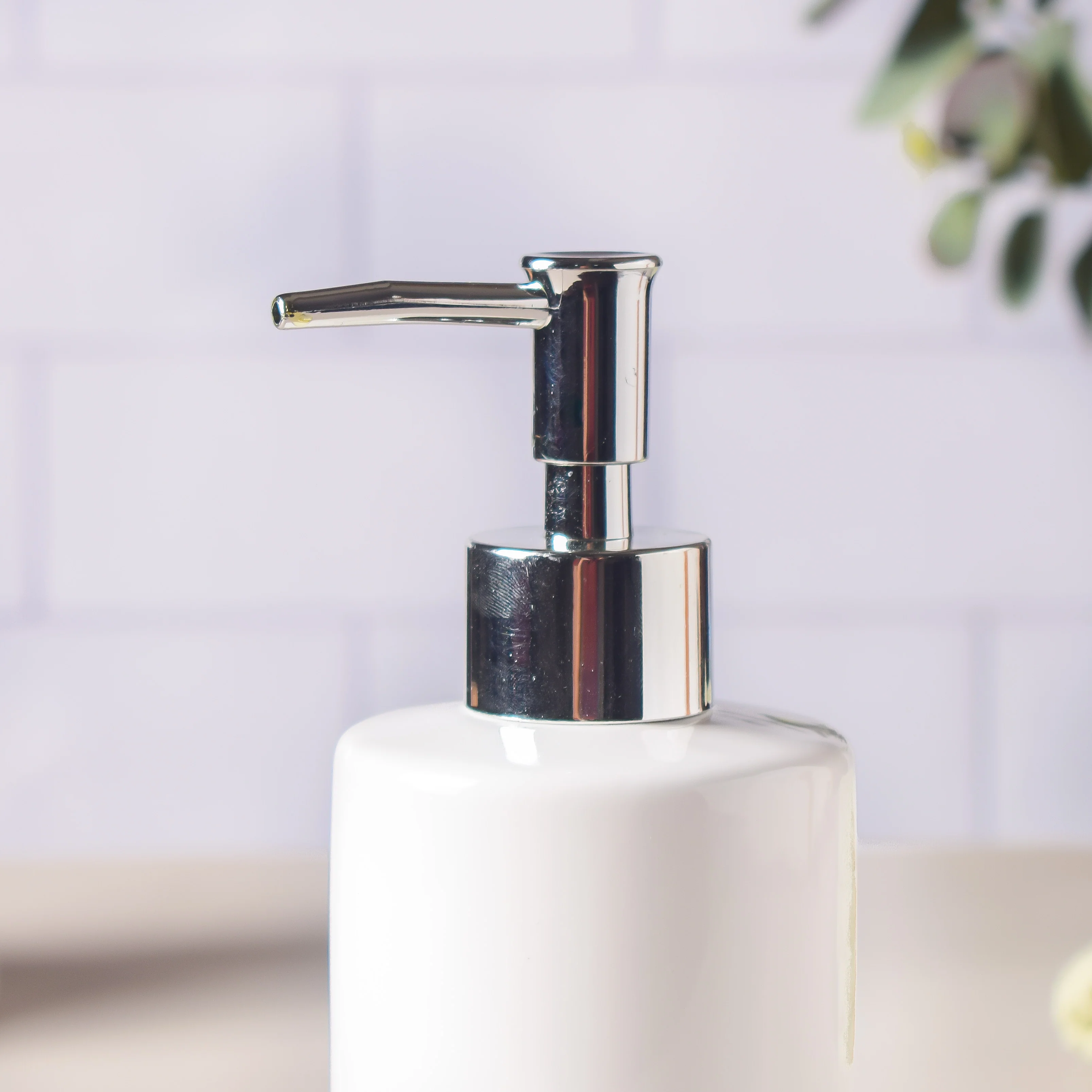 Noelle White Dispenser 250ml - Image 5