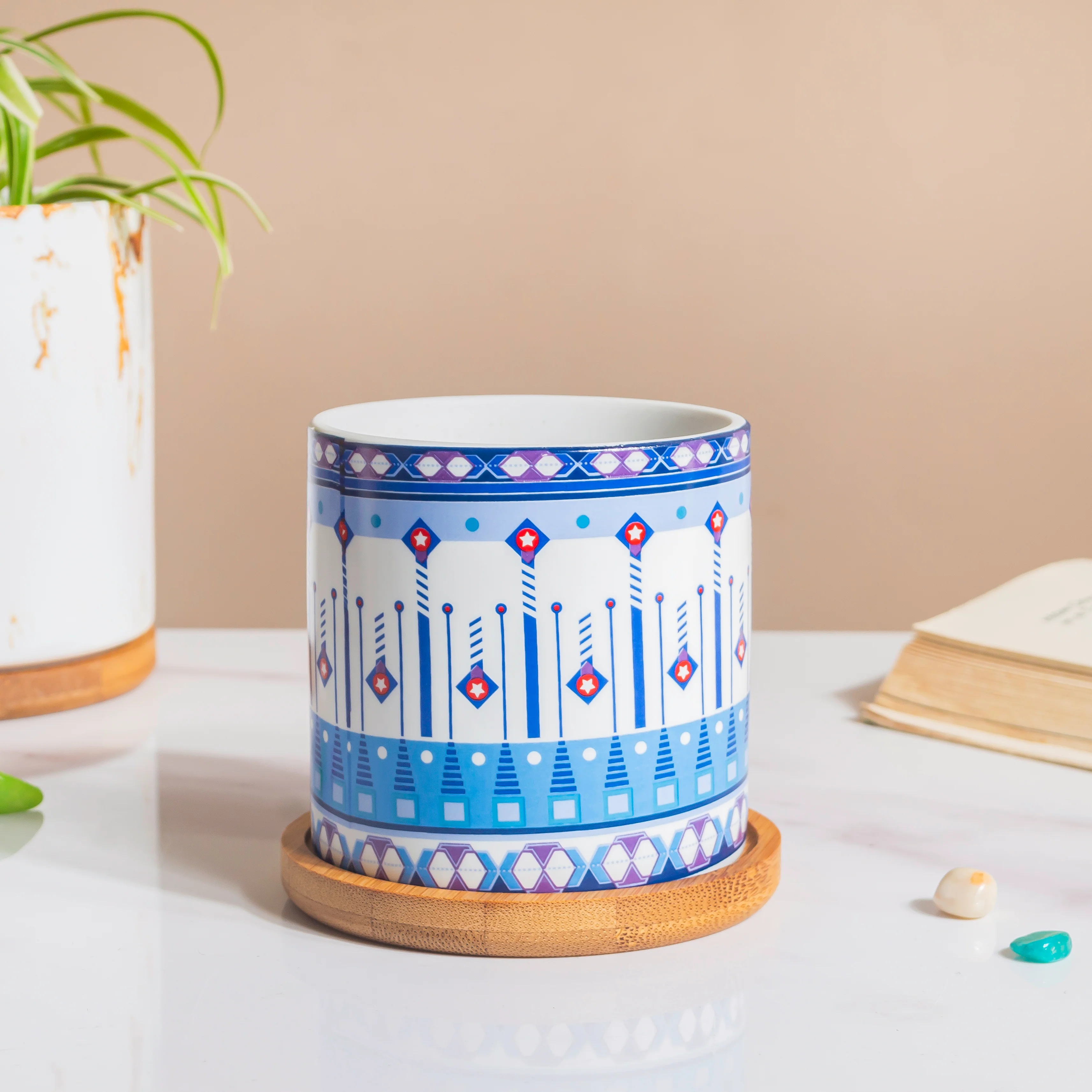 Noor Art Blue And White Planter And Wooden Coaster - Image 2