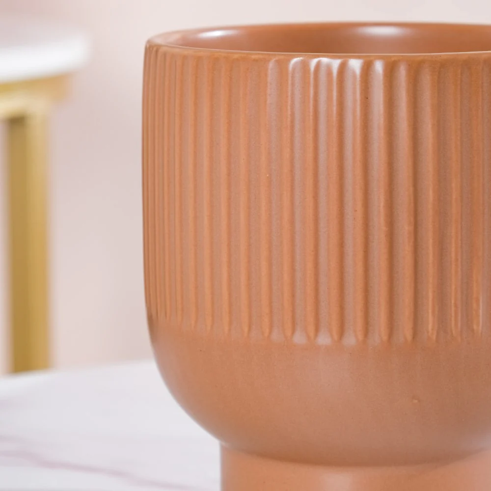 Nordic Ribbed Ceramic Vase With Stand Brown - Image 5
