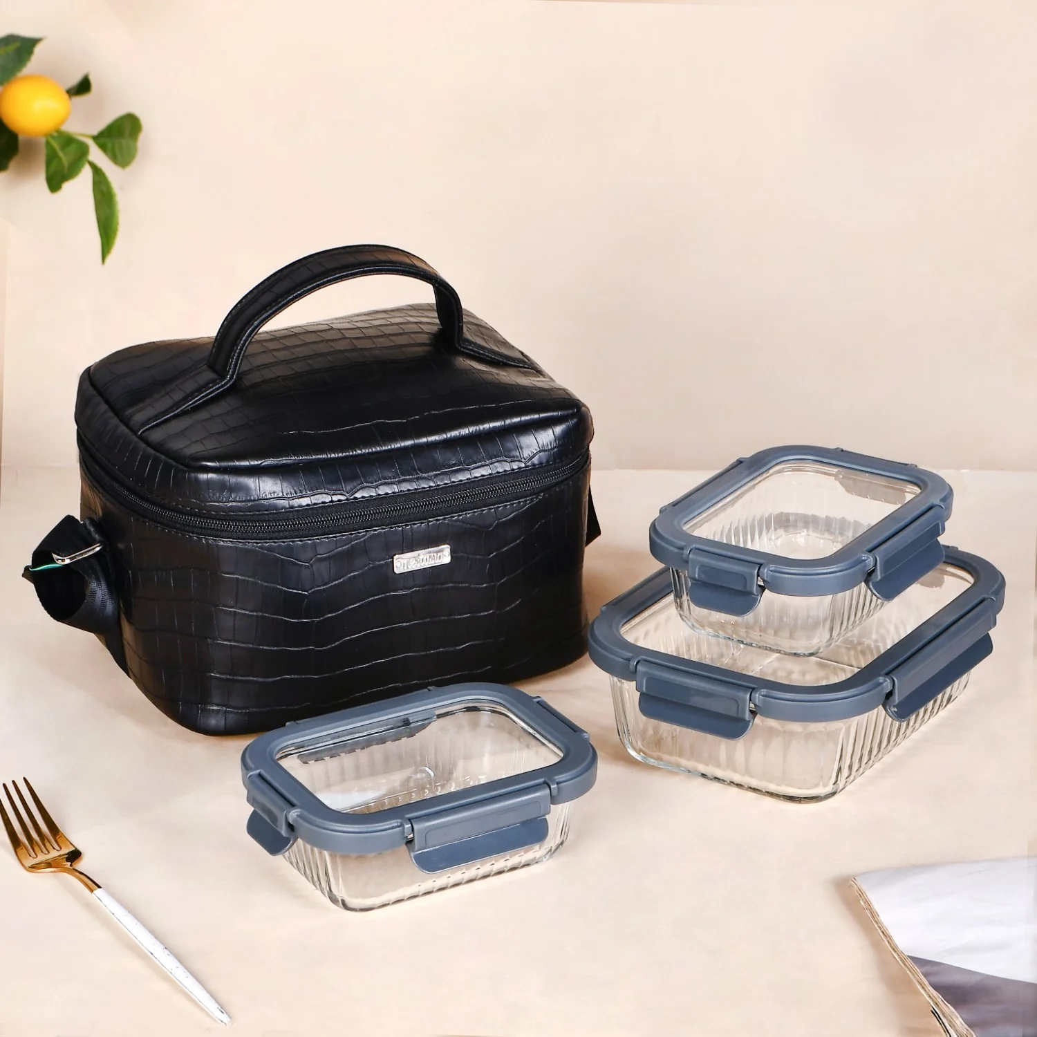 On The Go Lunch Bag Lunch Box Set In Faux Leather
