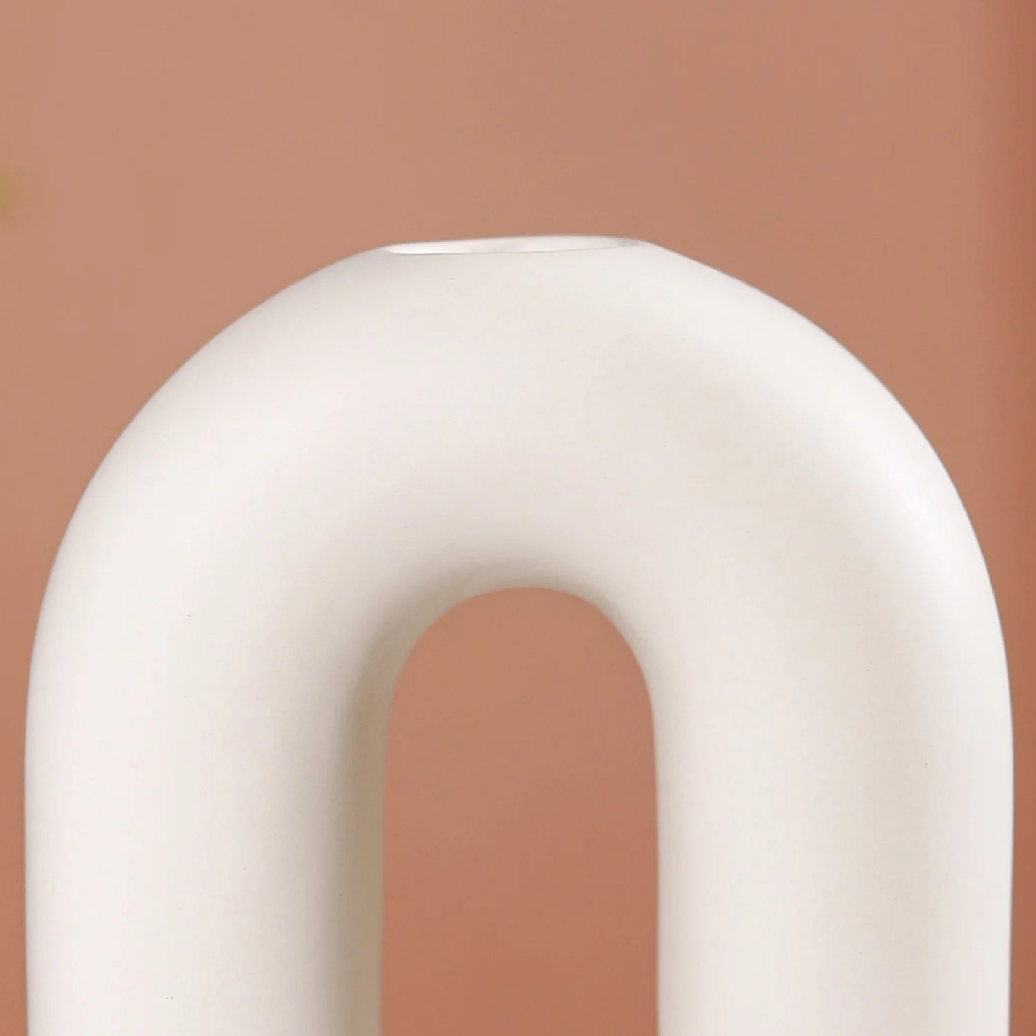 Oval Ring Vase Off White - Image 9