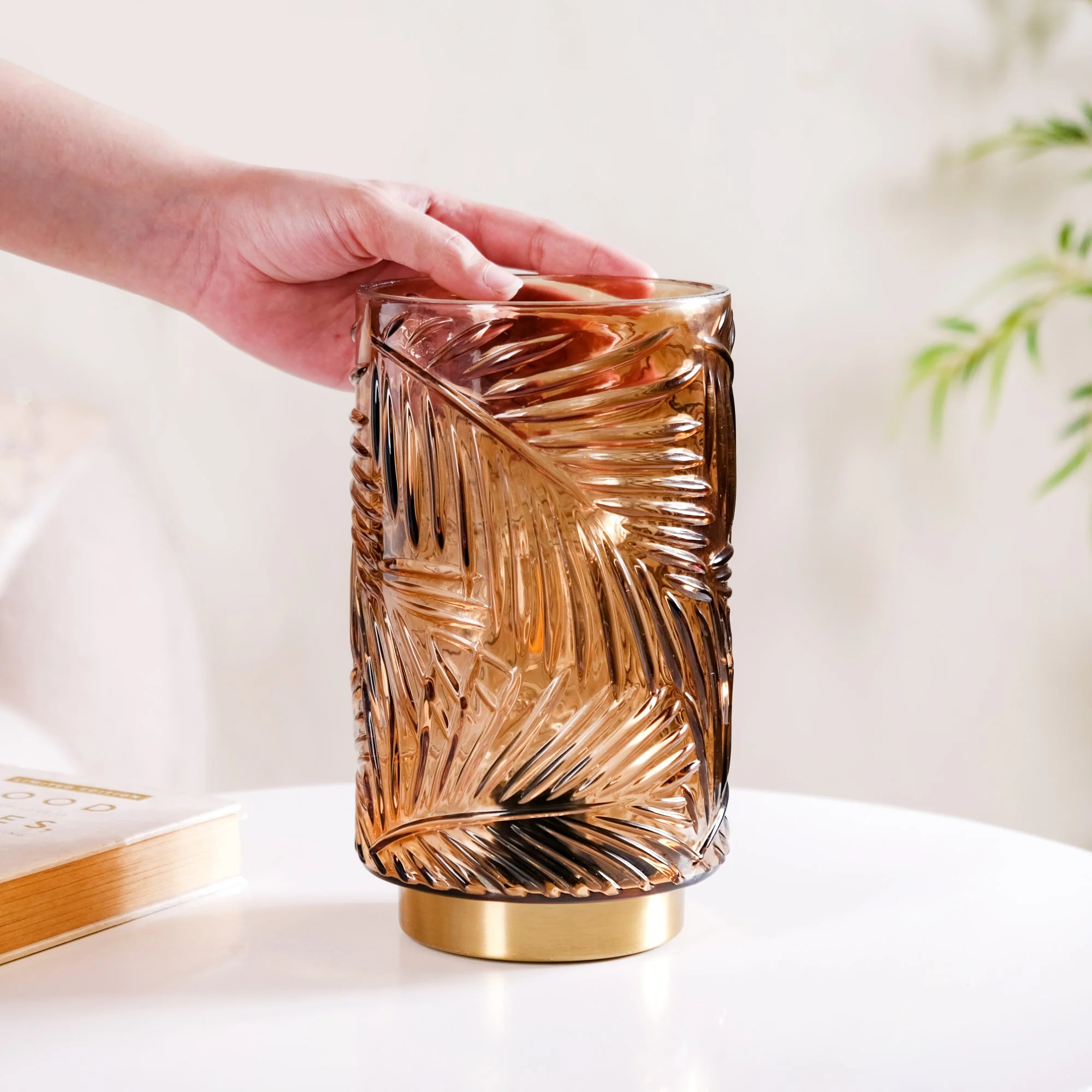 Palm Leaf Brown Glass LED Table Lamp With Auto Timer - Image 3