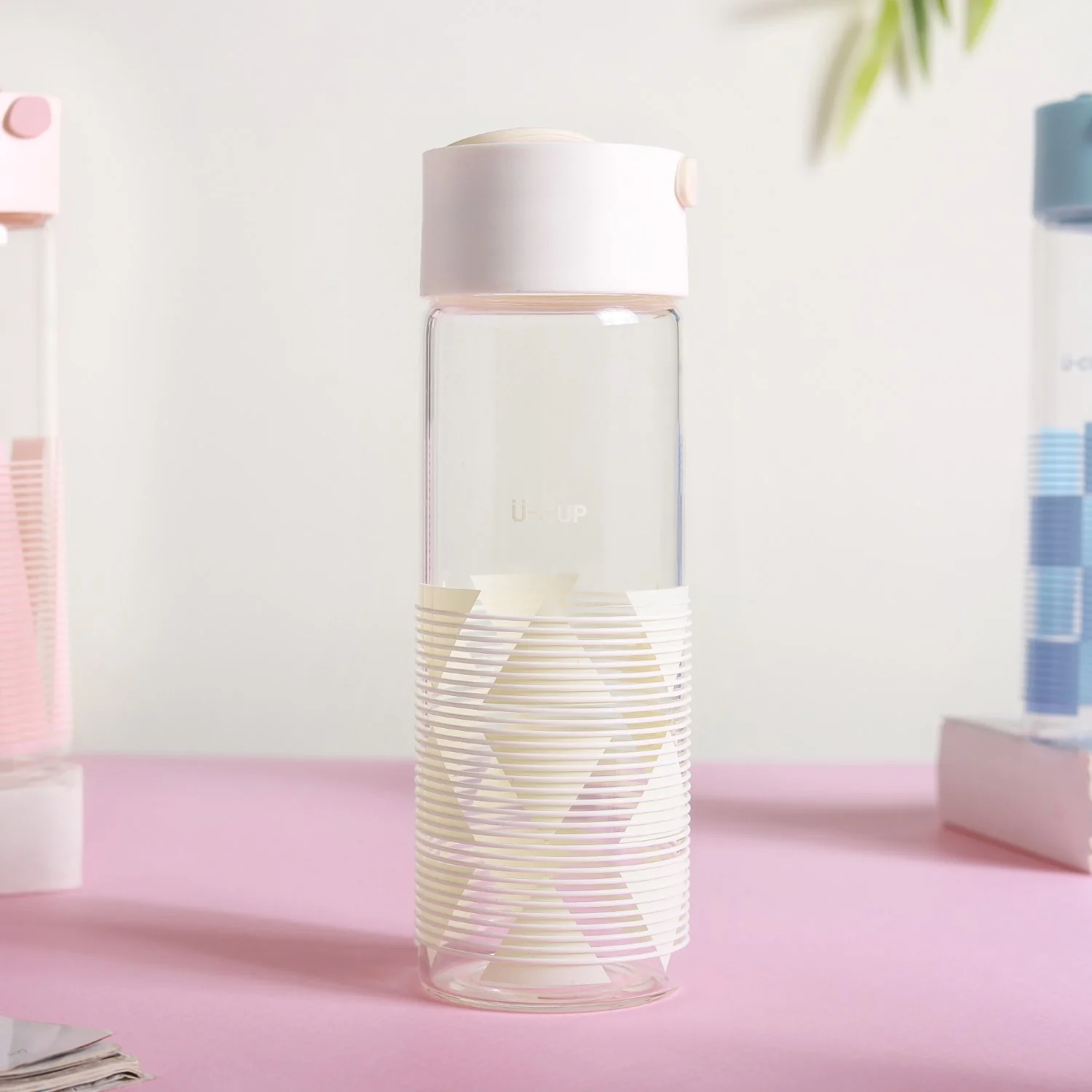 Patterned Grip Bottle - Image 5