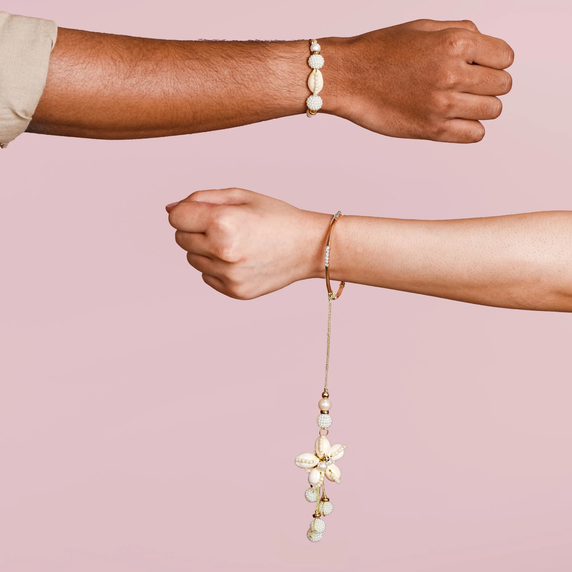 Pearl Chic Rakhi Lumba Set Of 4 With Gift Box And Card - Image 2