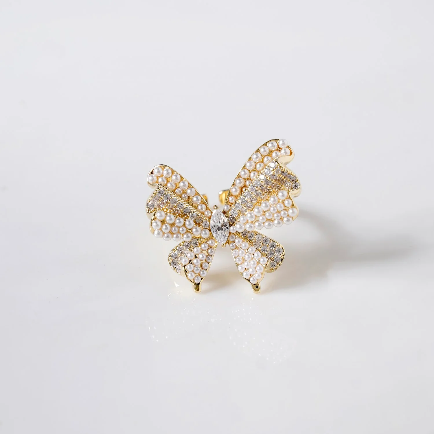 Pearled Butterfly Statement Ring Gold - Image 5