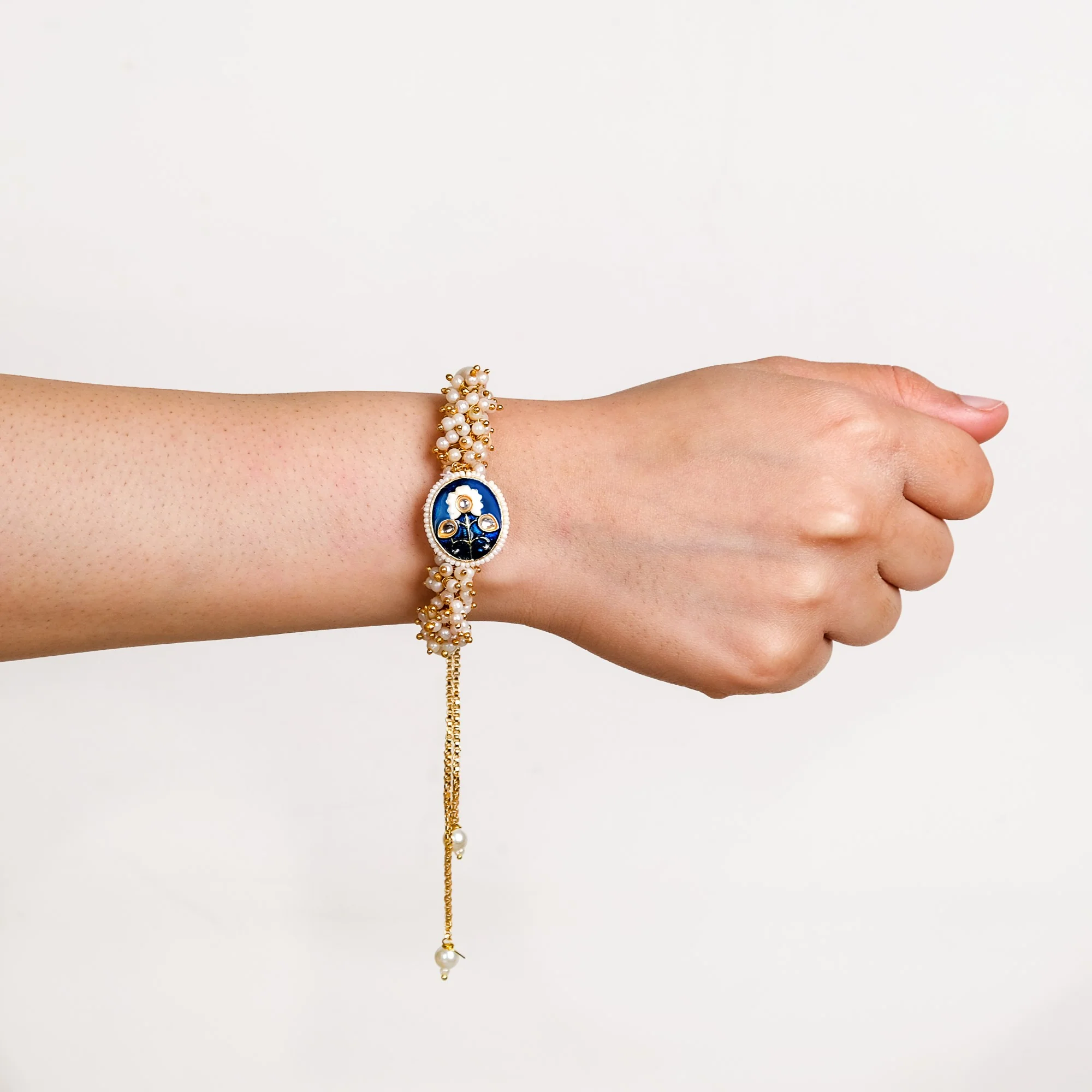 Pearls And Kundan Rakhi Gift Box - Image 3
