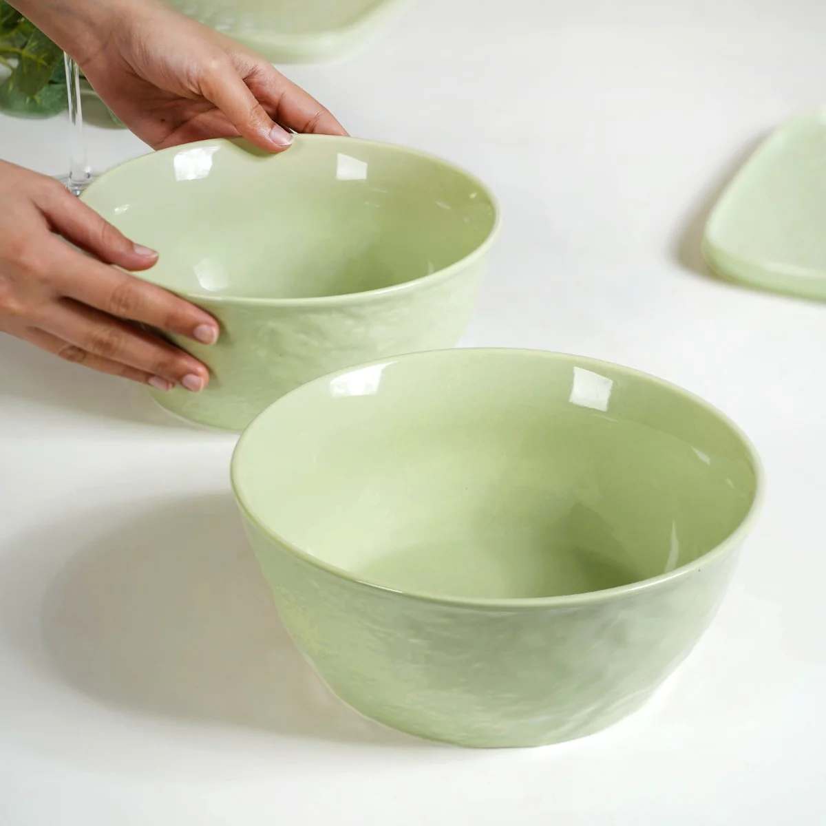 Pebble Textured Serving Bowl Sage Green Set Of 2 1900ml - Image 2
