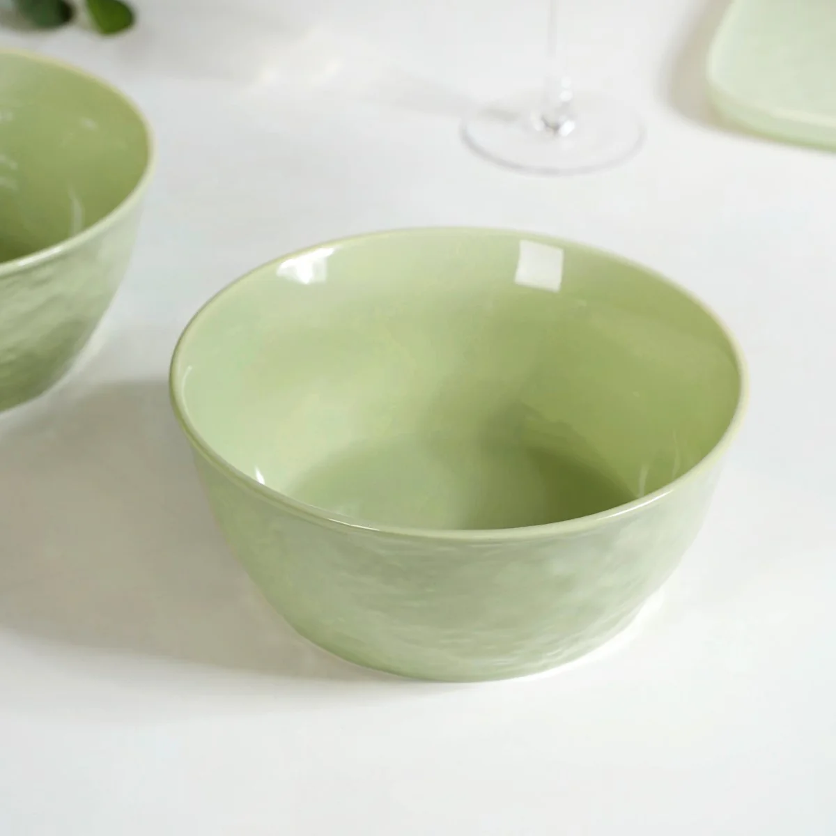 Pebble Textured Serving Bowl Sage Green Set Of 2 1900ml - Image 8