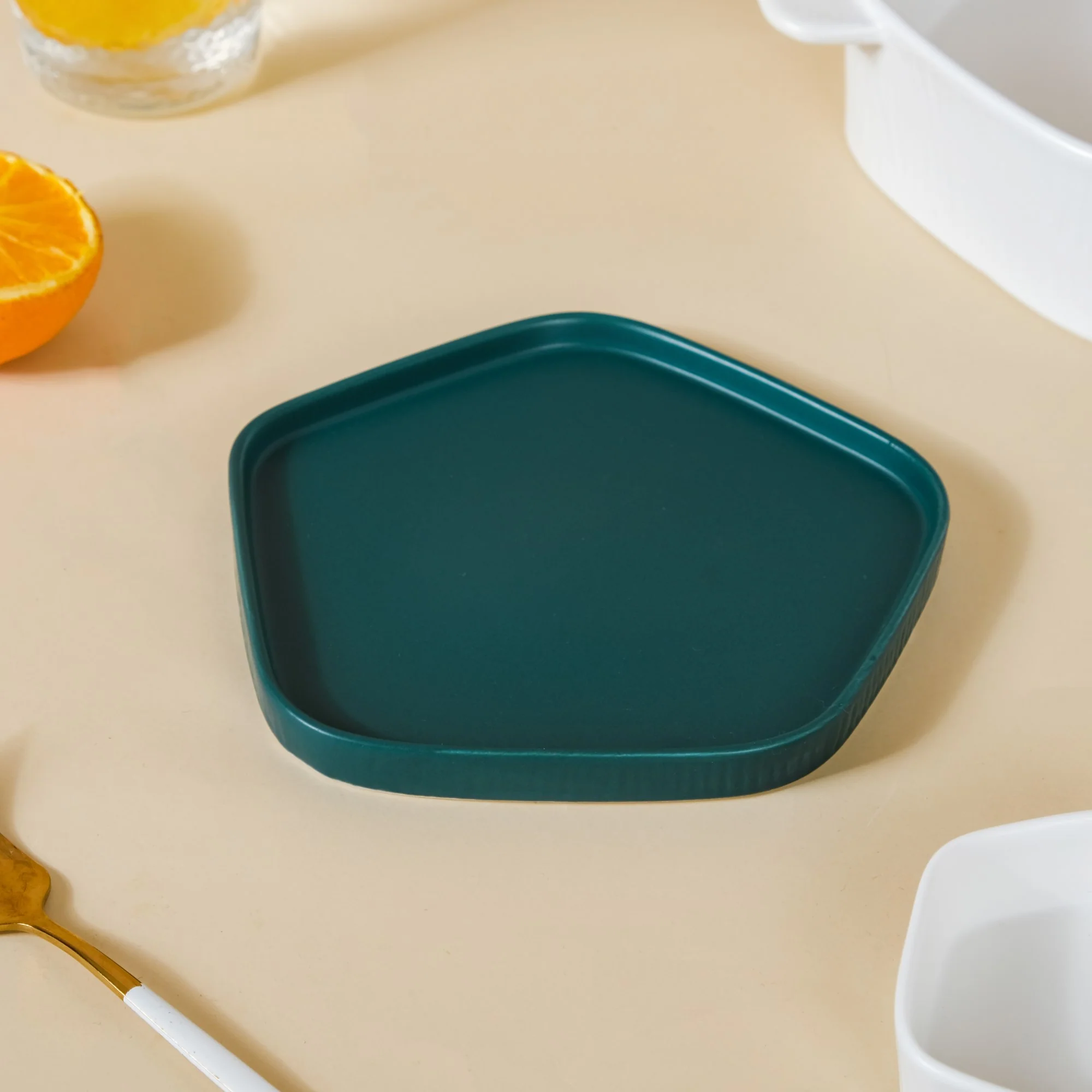 Pentagon Green & White 15 Piece Snack Set For 3 - Image 3