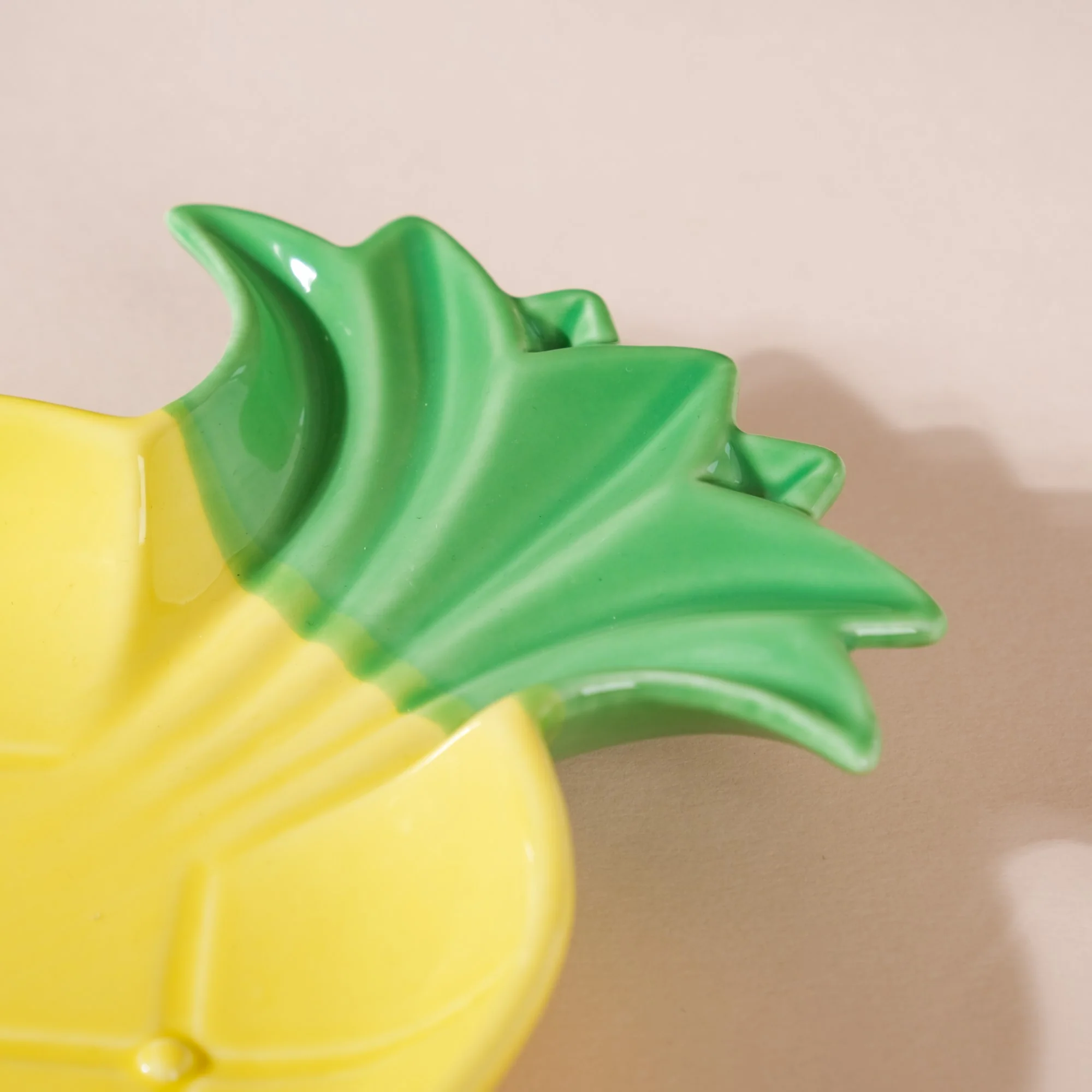 Pineapple Ceramic Plate - Image 6