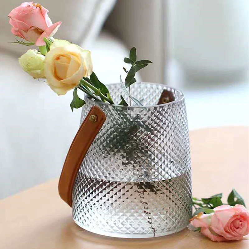 Pineapple Vase Small - Image 4