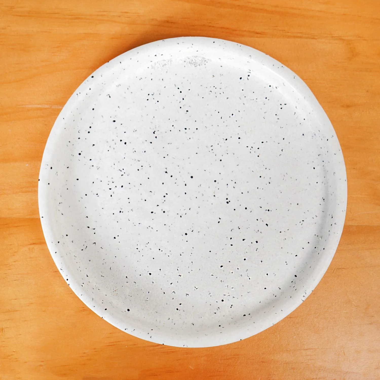 Planterra White Planter With Plate 10x9 Inch - Image 7