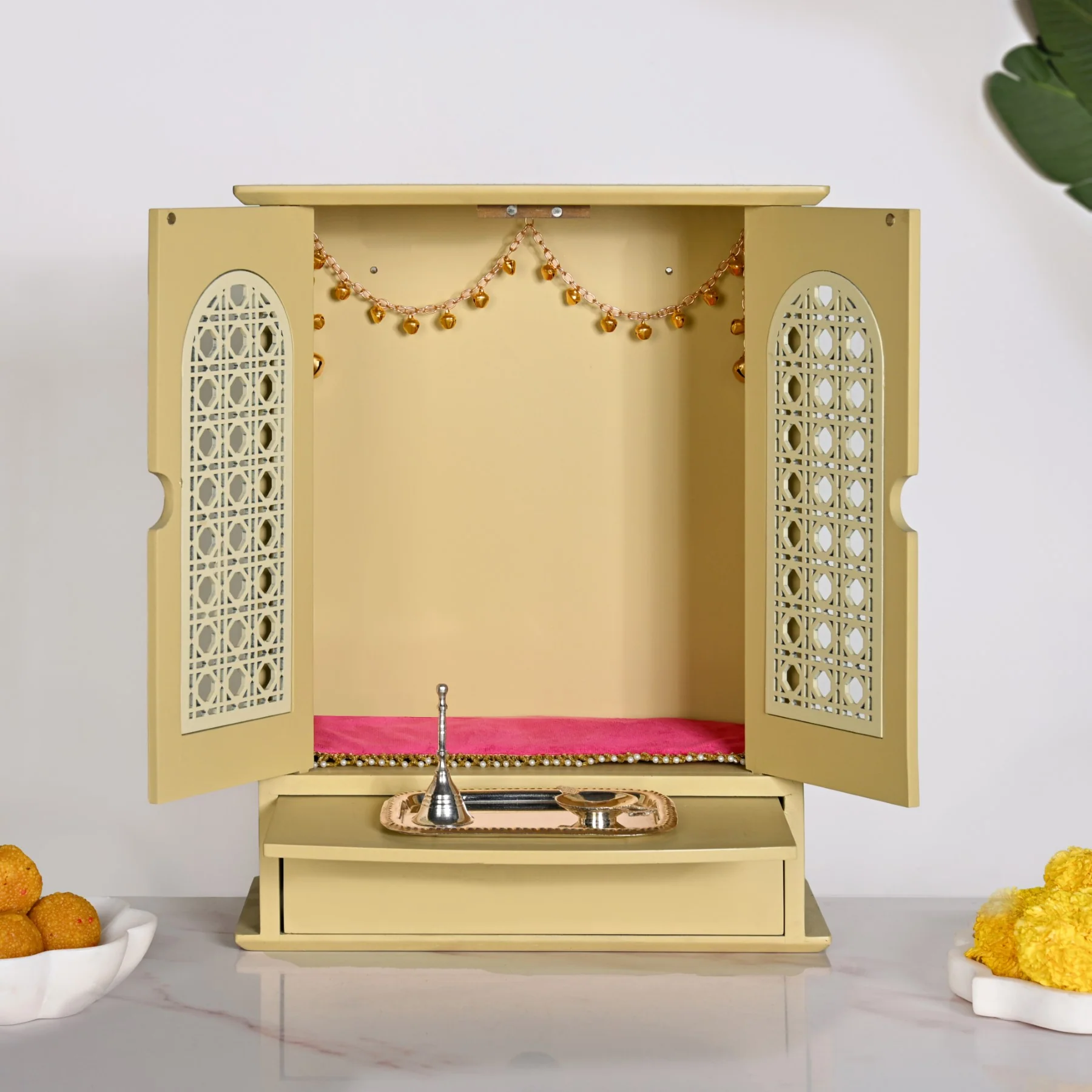 Prarthana Puja Mandir Medium With Ghungroo Chain Aasan Puja Thali Diya And Ghanti Set
