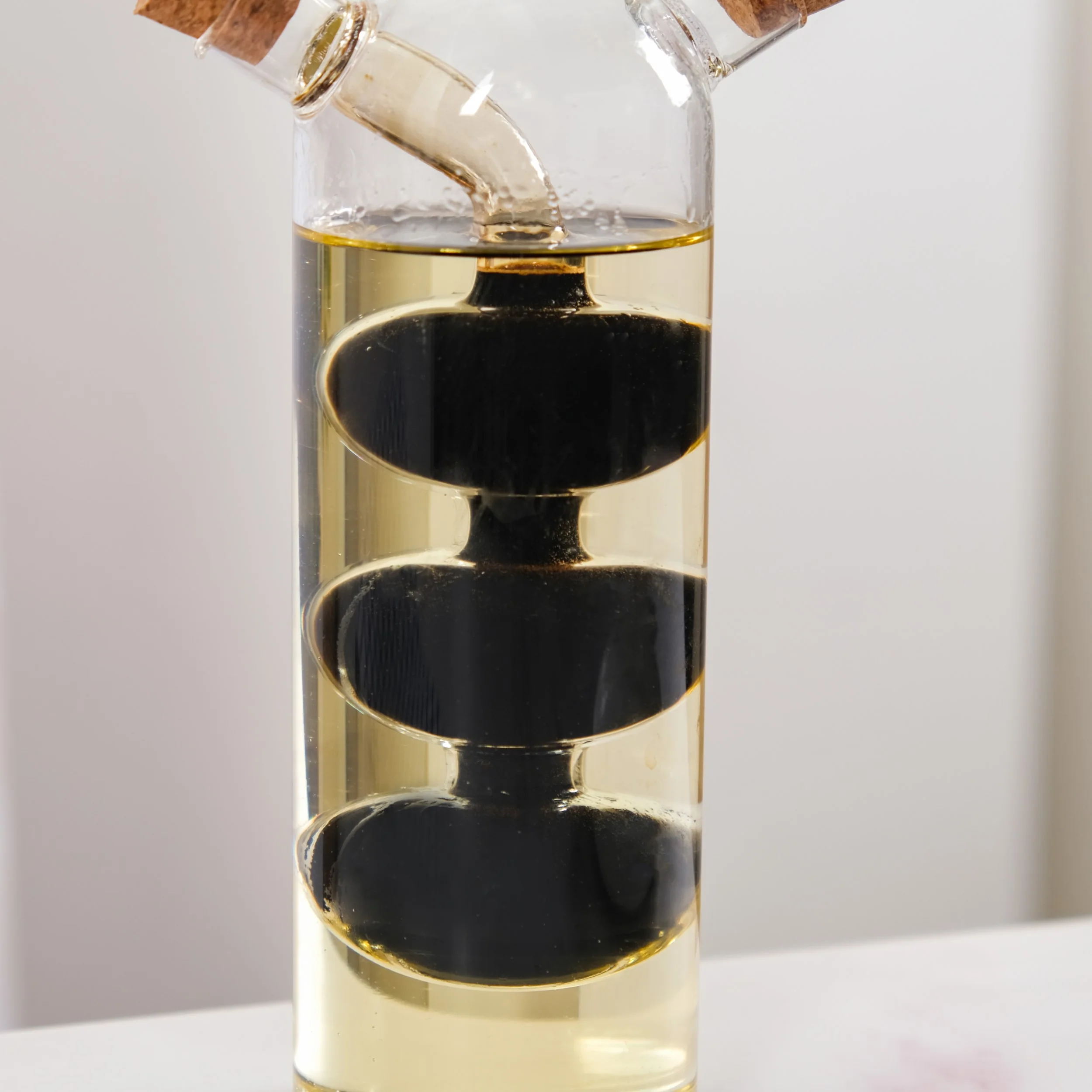 Borosilicate Cruet Bottle For Olive Oil And Balsamic Vinegar - Image 6