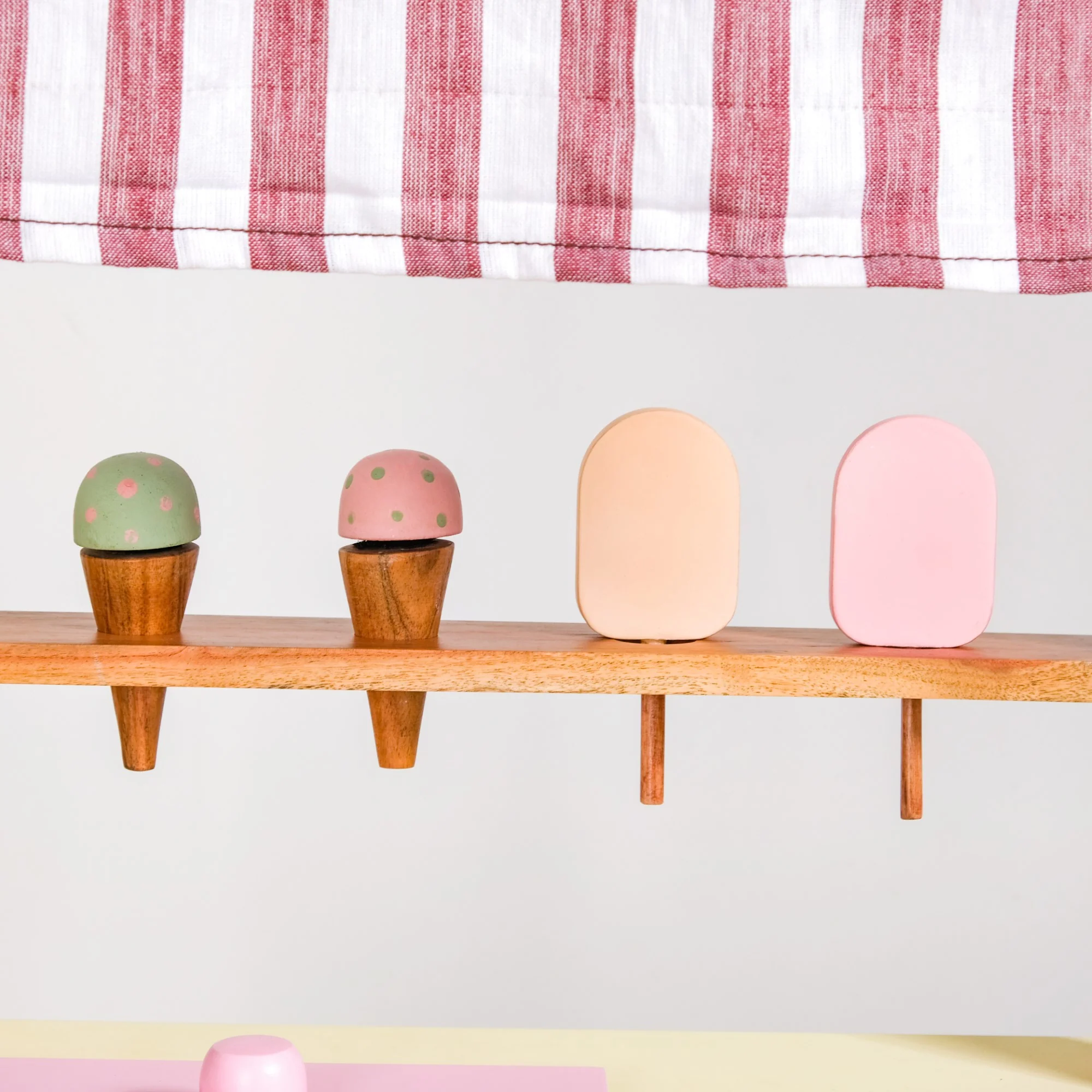 Pretend Play Creative Wooden Ice Cream Cart With Ice Cream - Image 7