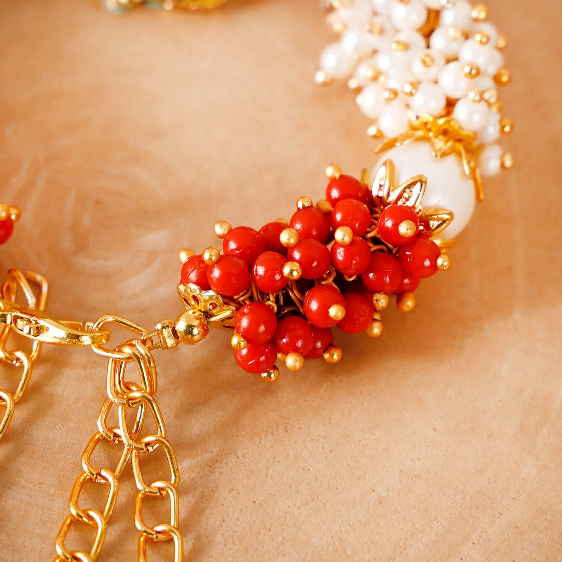 Radha Krishna Rakhi Gift Set For Bhaiya Bhabhi - Image 7