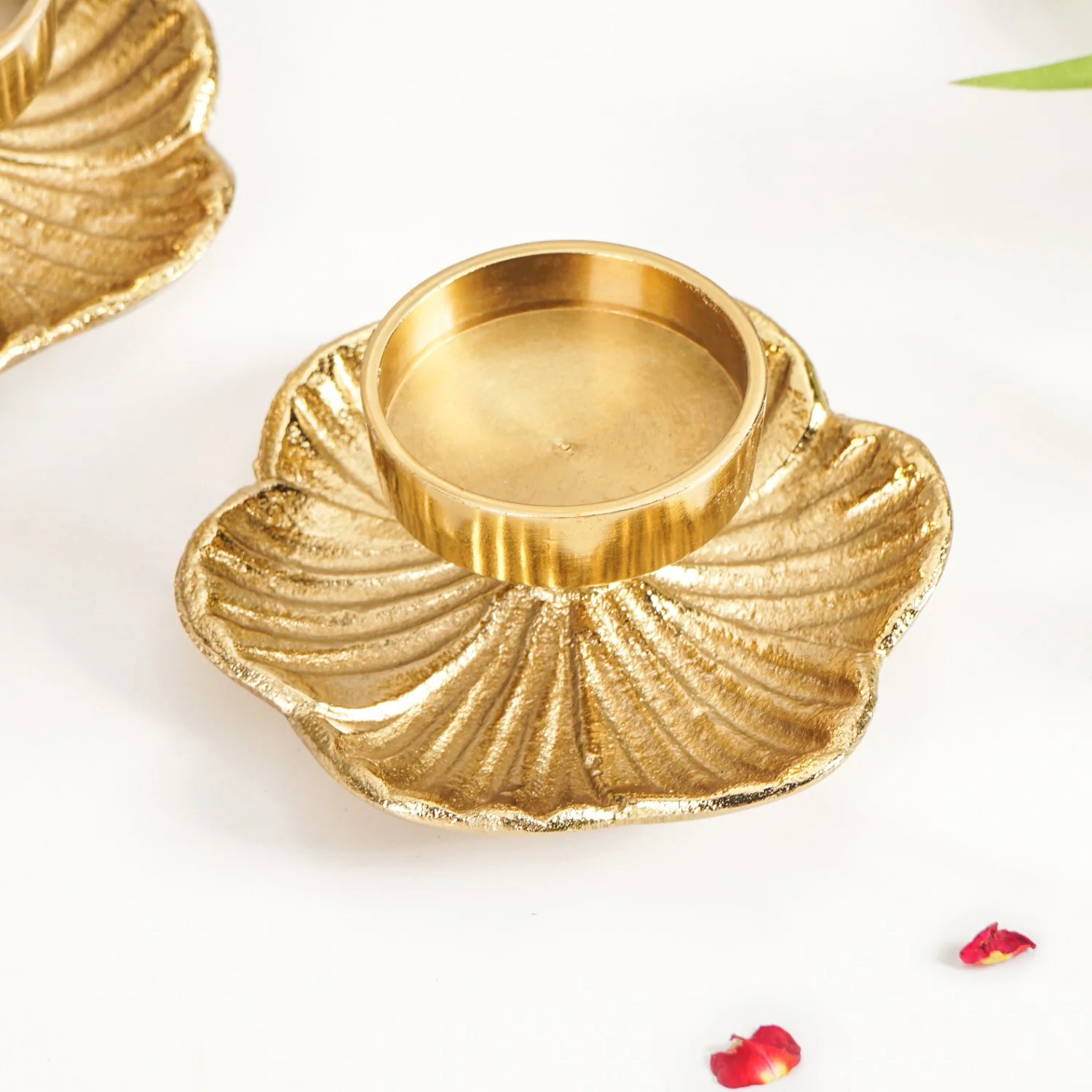 Radiant Bloom Aluminium Tealight Holder Set Of 2 In Festive Gift Box - Image 8