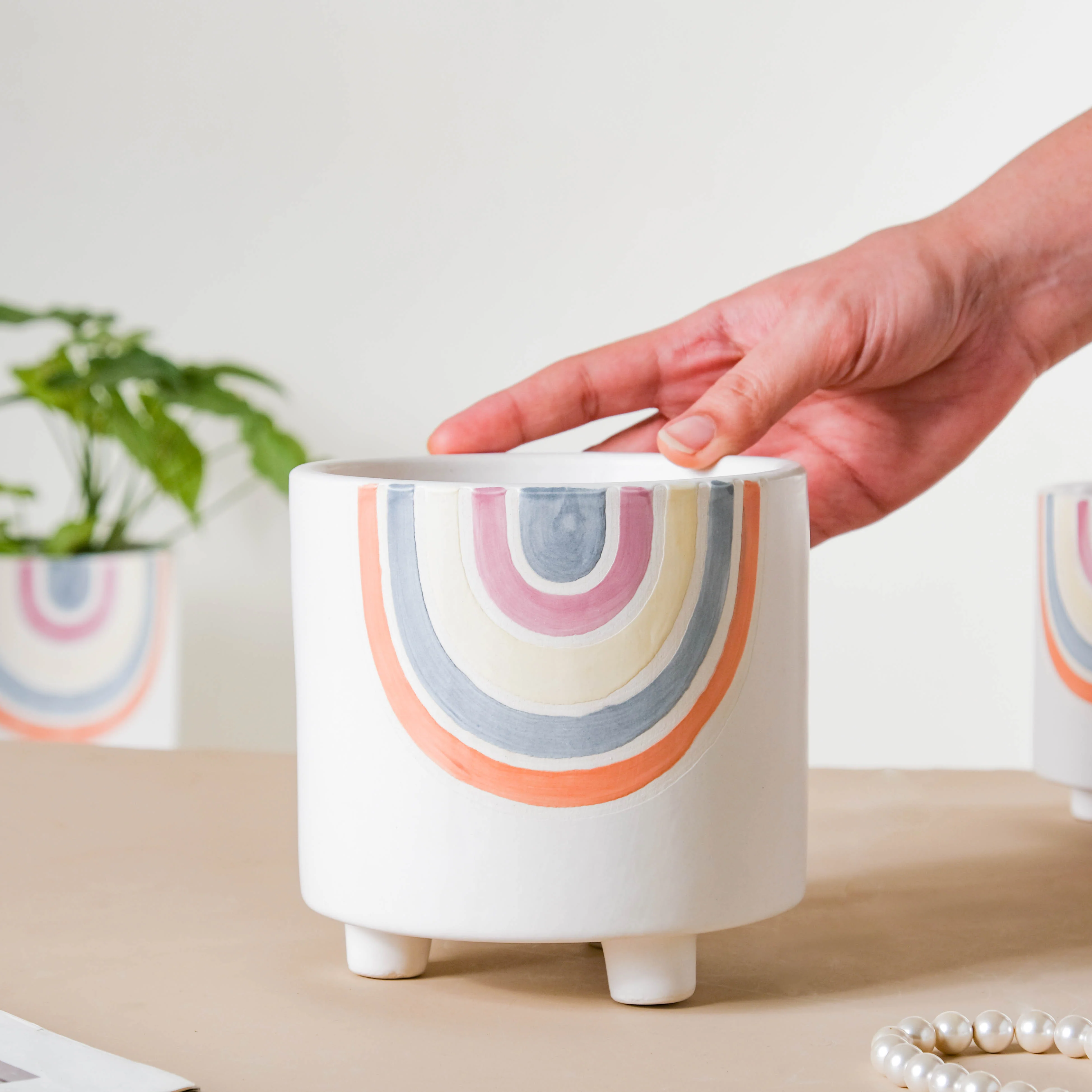 Rainbow Round Pot Medium - Image 2