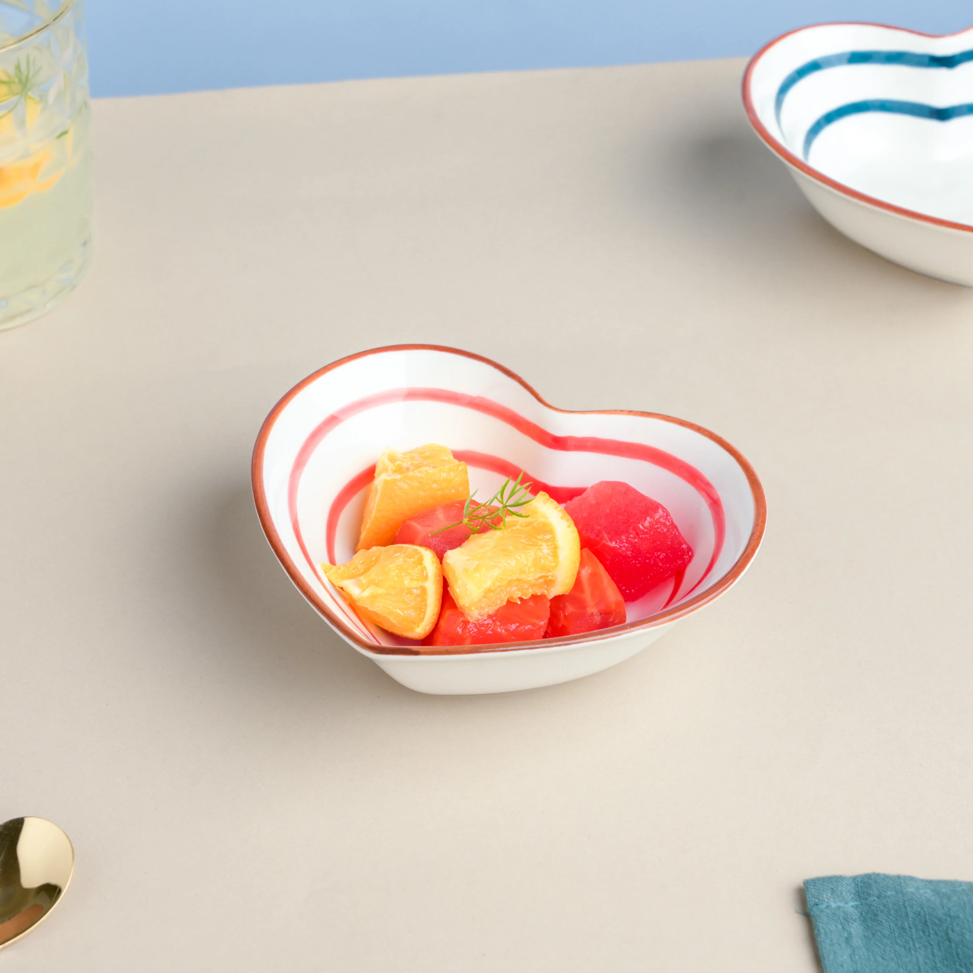 Red Illusion Heart Snack Bowl - Image 5
