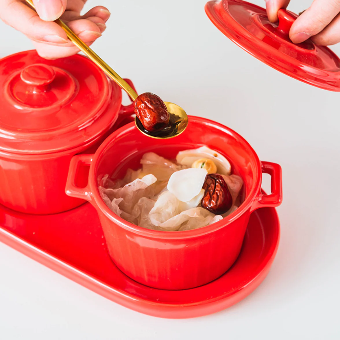 Red Spice Jar Set With Tray - Image 3