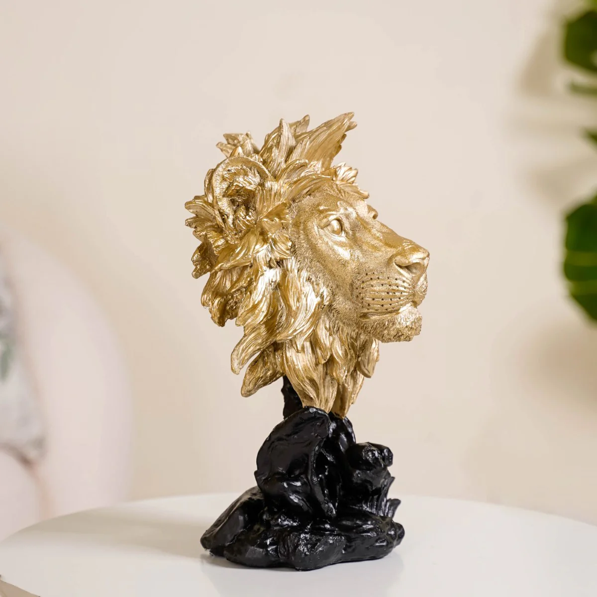 Regal Lion Decor Showpiece Gold - Image 2