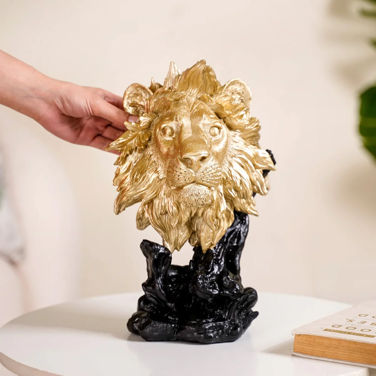 Regal Lion Decor Showpiece Gold - Image 8