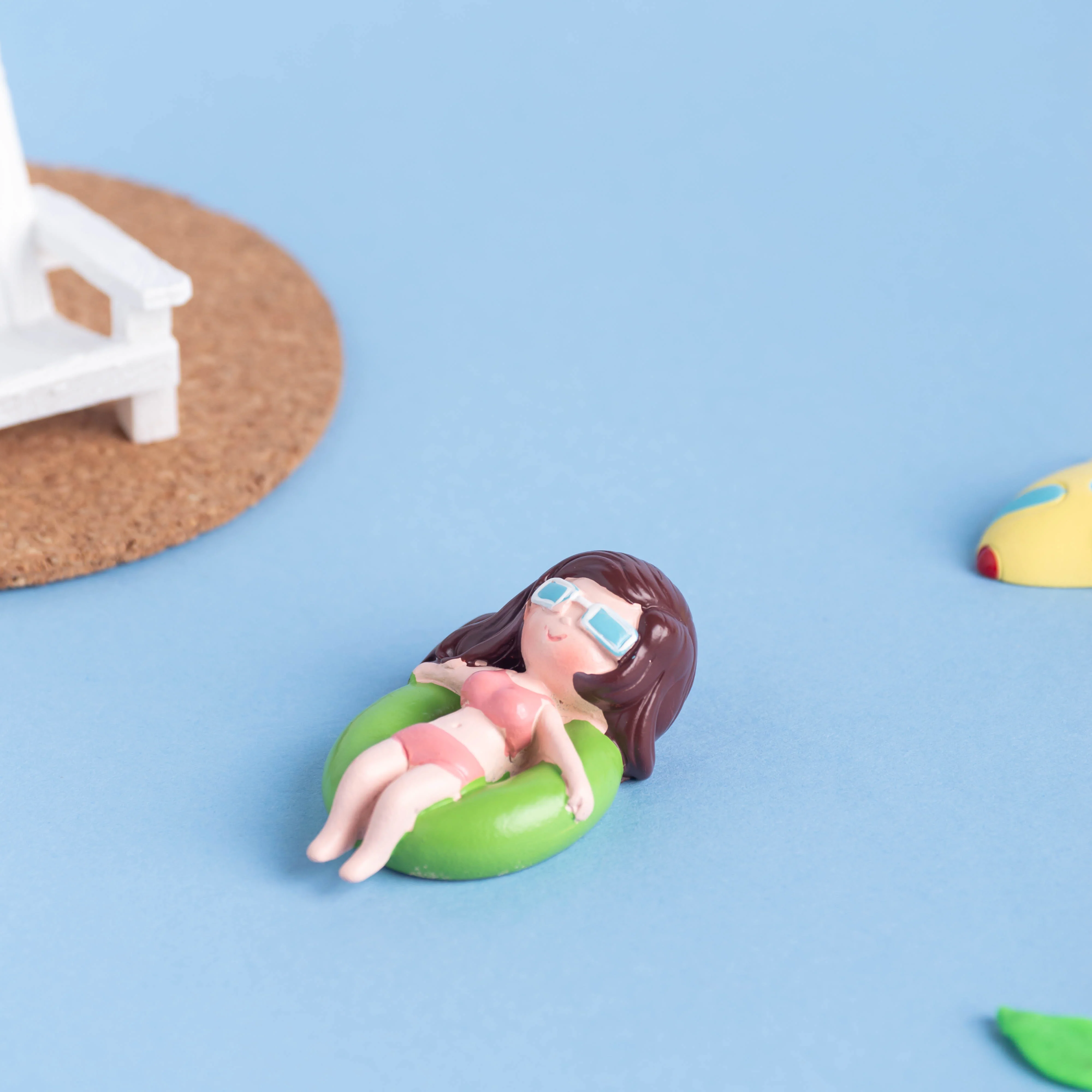 Relaxing Girl Showpiece - Image 4