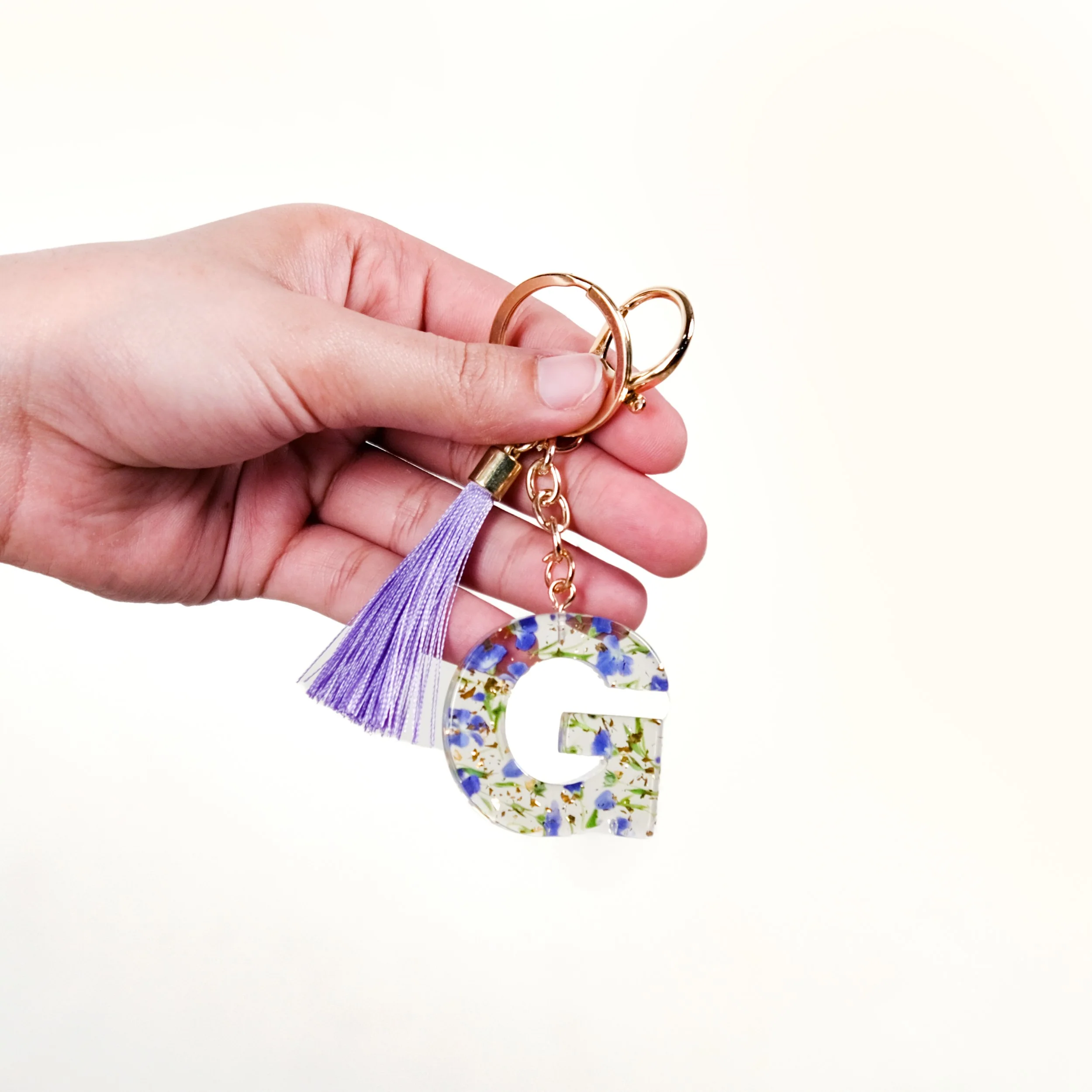 Resin Art G Alphabet Keychain - Image 2