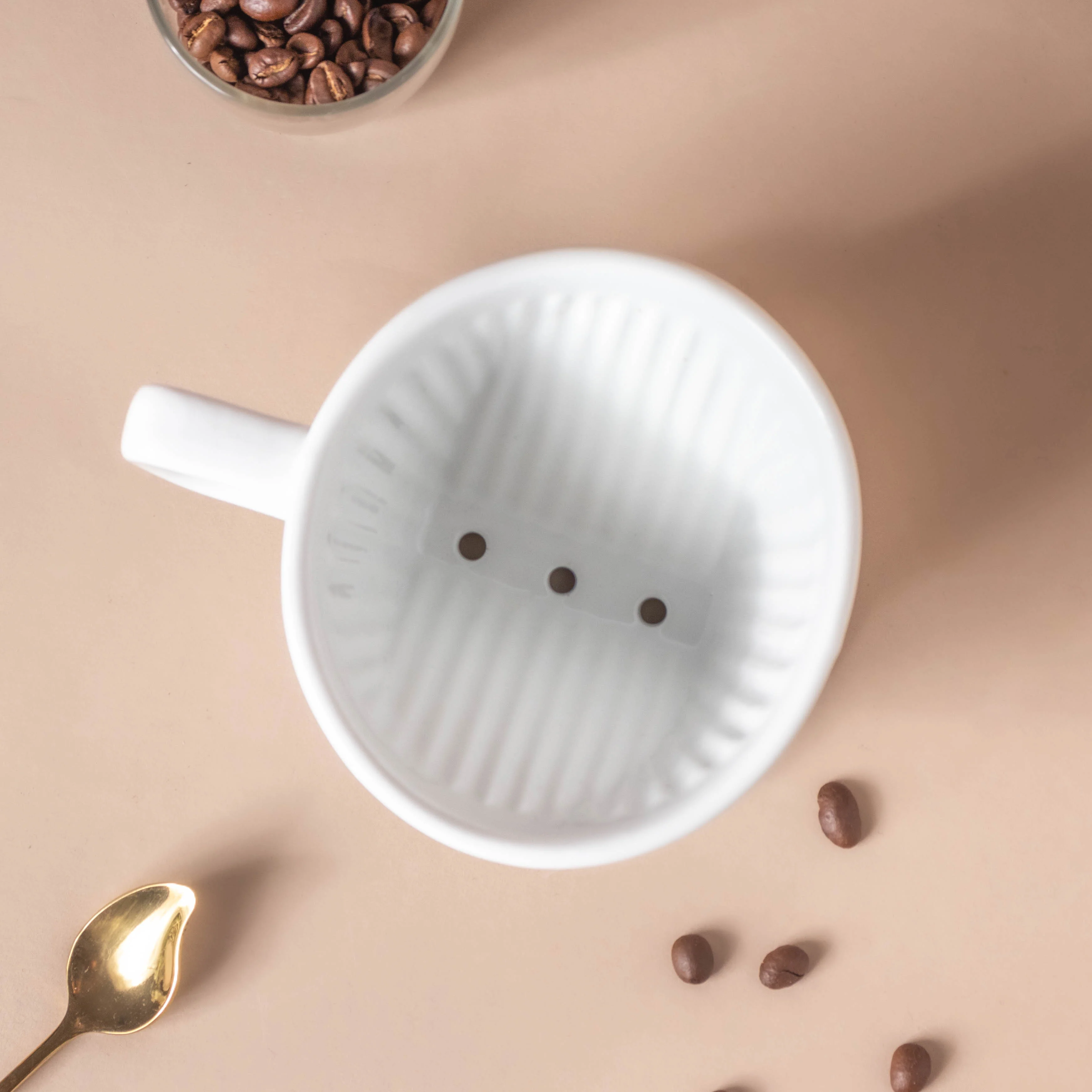 Riona Ceramic Coffee Filter White - Image 6
