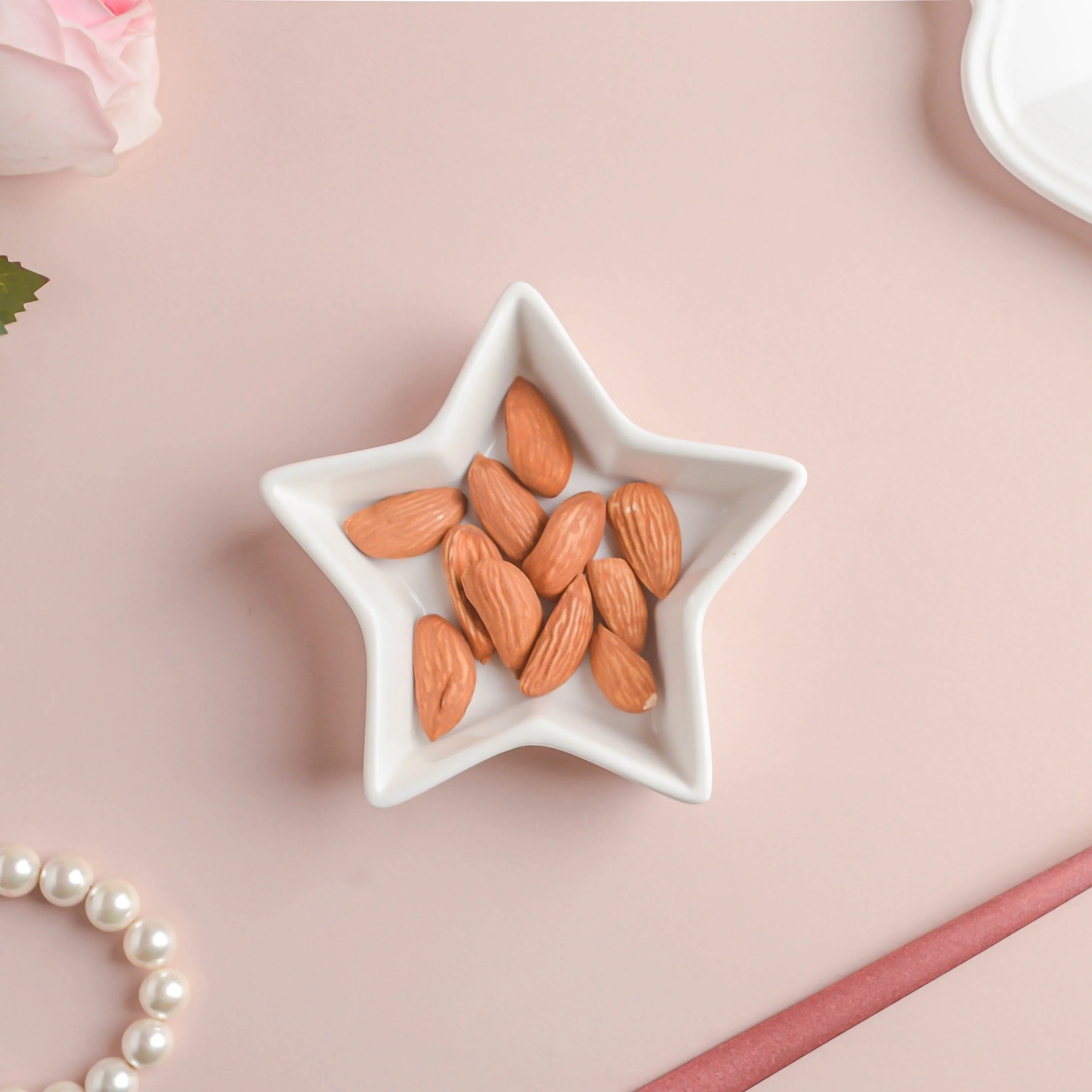 Riona Star Ceramic Bowl White