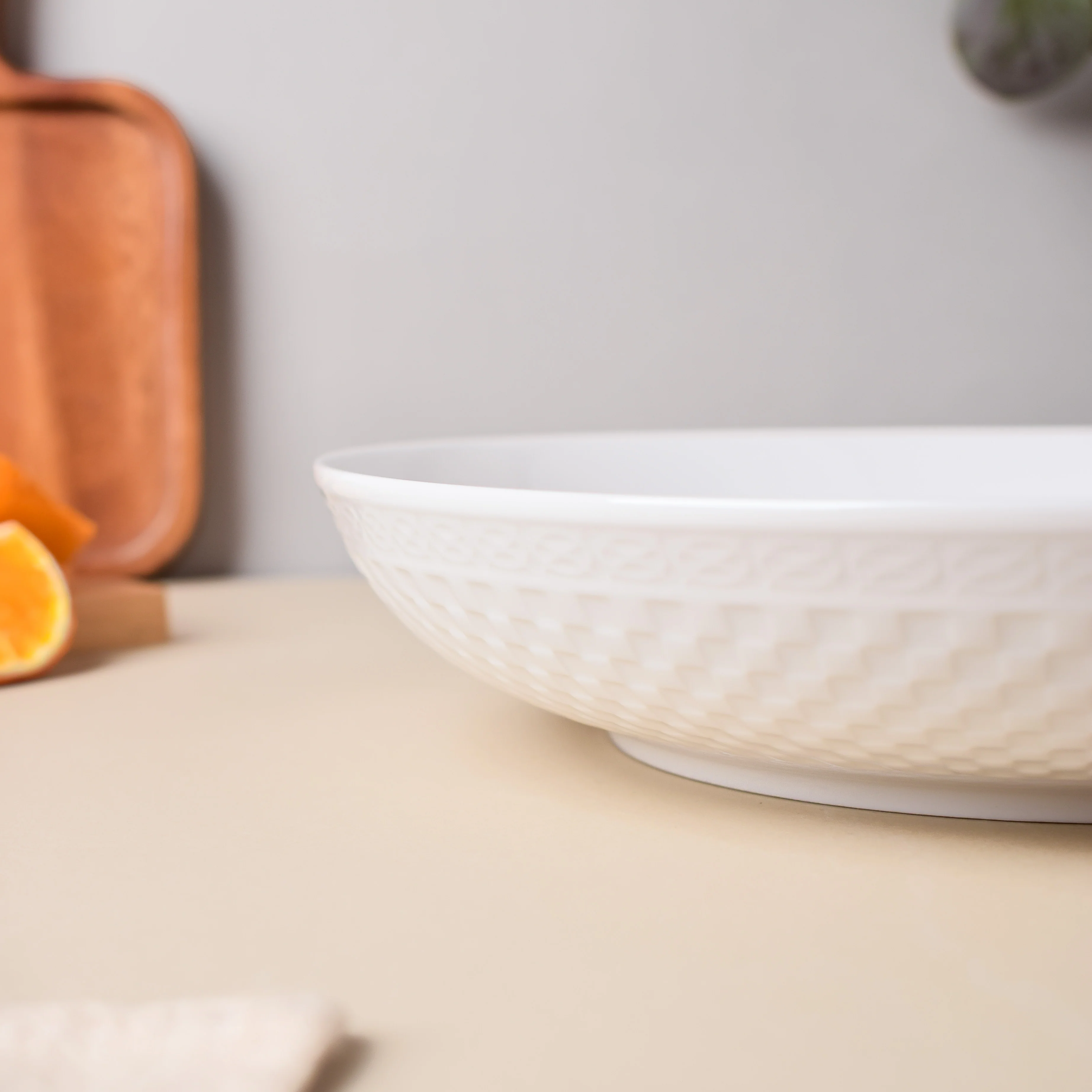 Riona Textured Ceramic Deep Dish White 9 Inch - Image 5