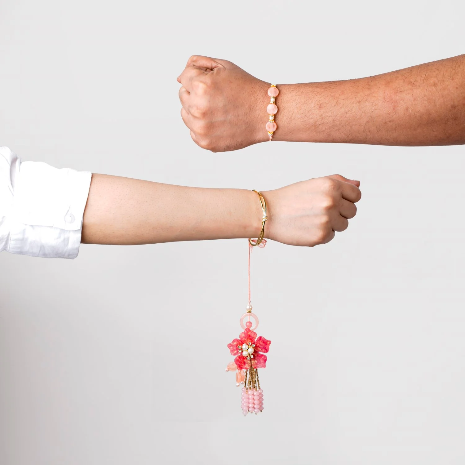 Rose Rakhi Lumba Set For Bhaiya And Bhabhi - Image 2