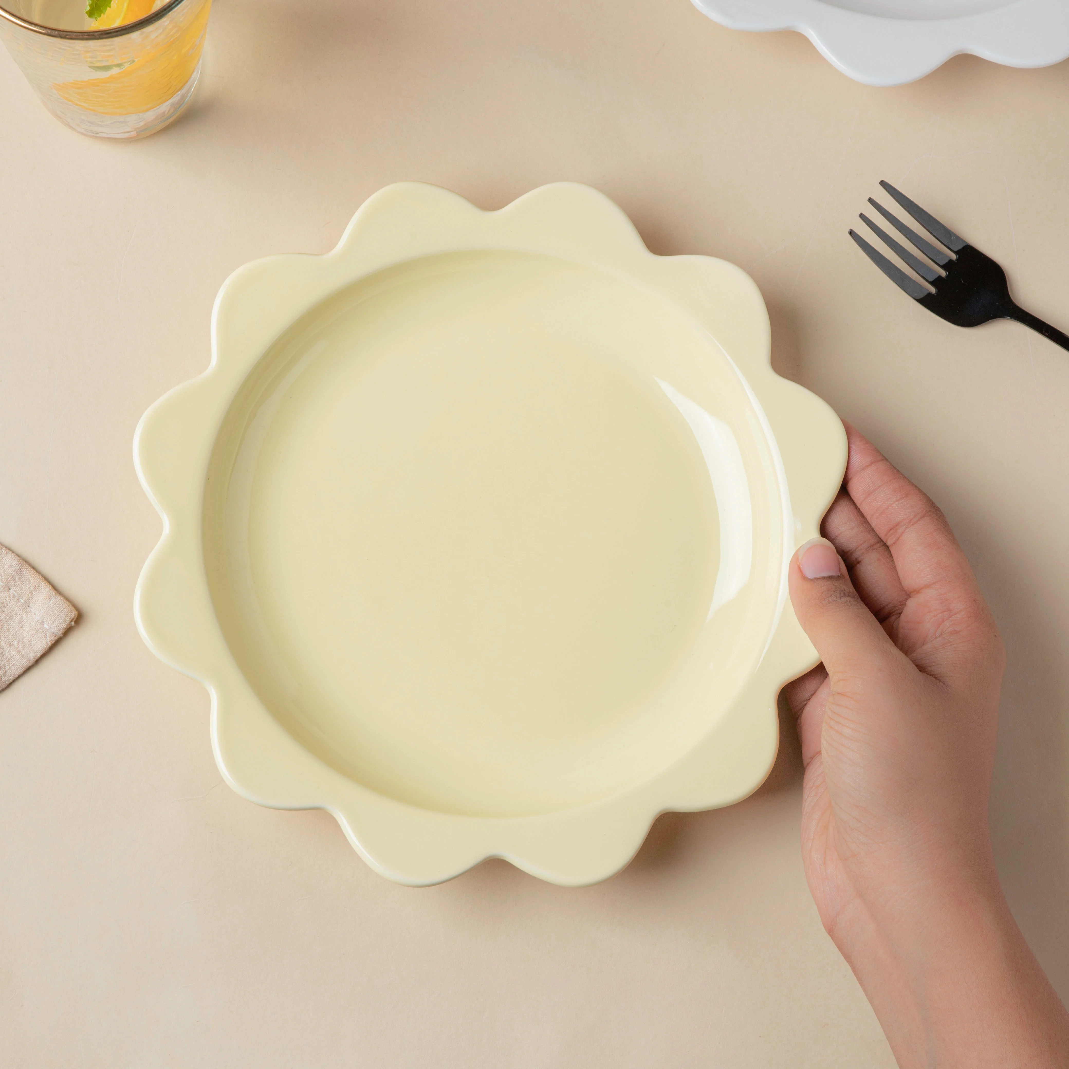 Rosette Ceramic Snack Plate Pastel Yellow 8.5 Inch - Image 2