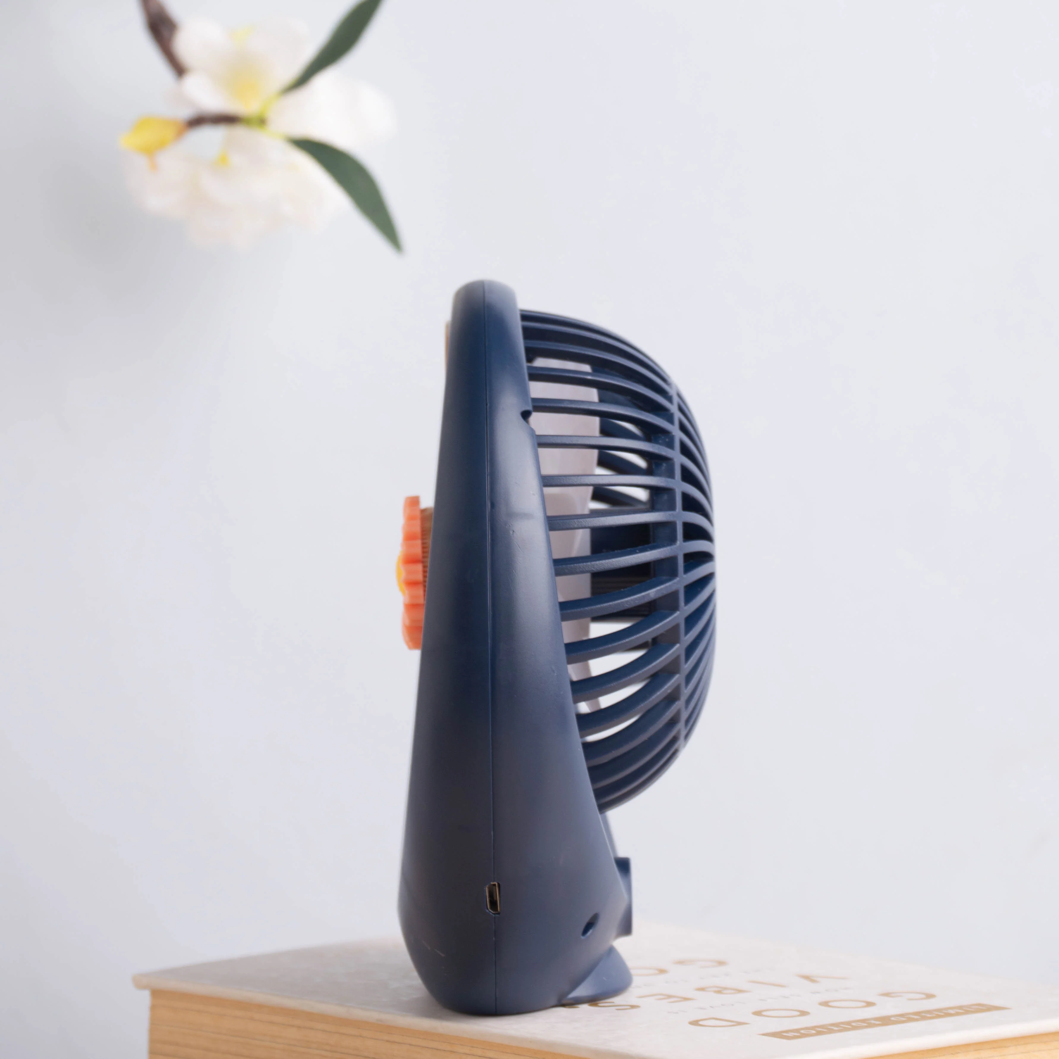 Round Mini Fan - Image 16