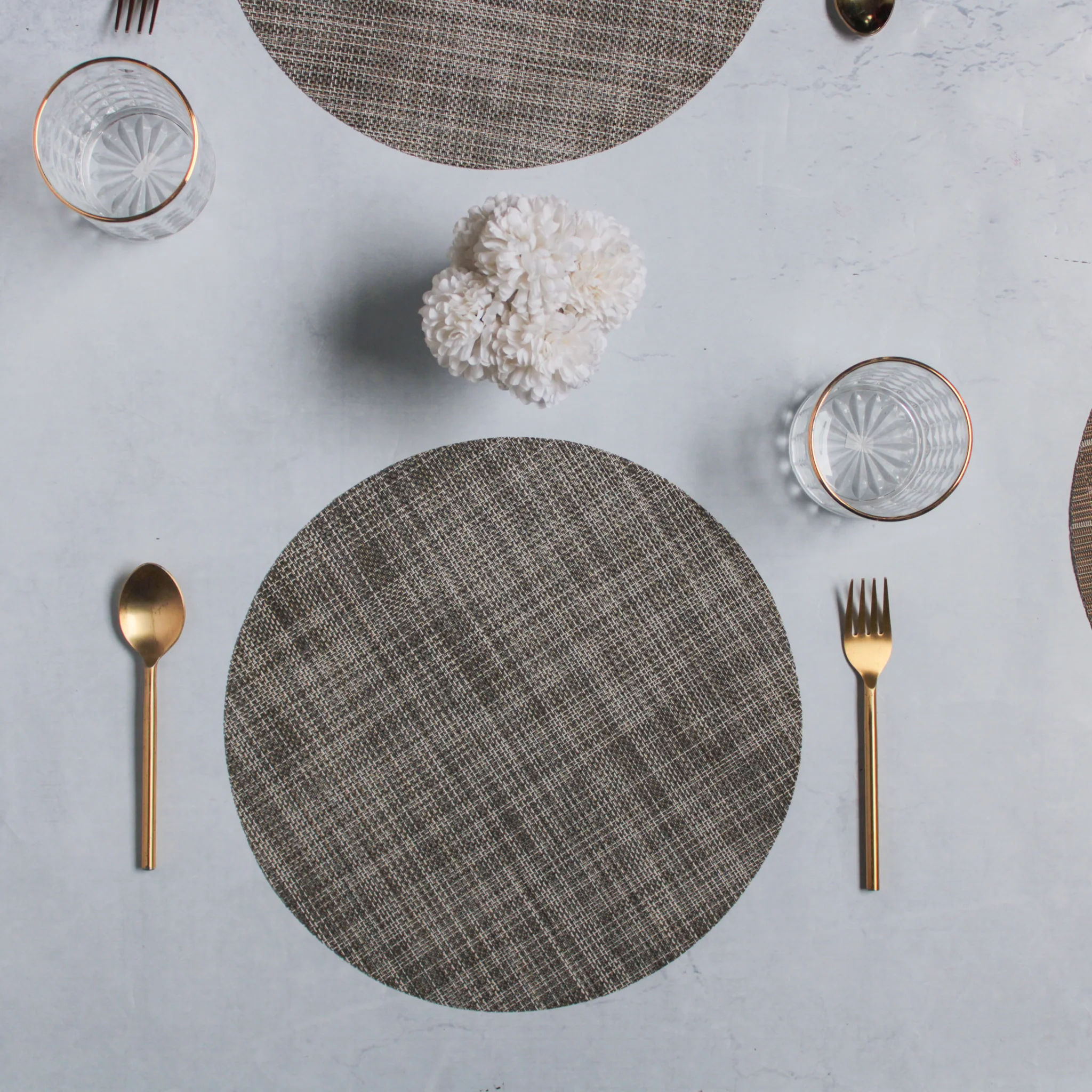 Round Placemat Dark Grey Set of 4 - Image 5