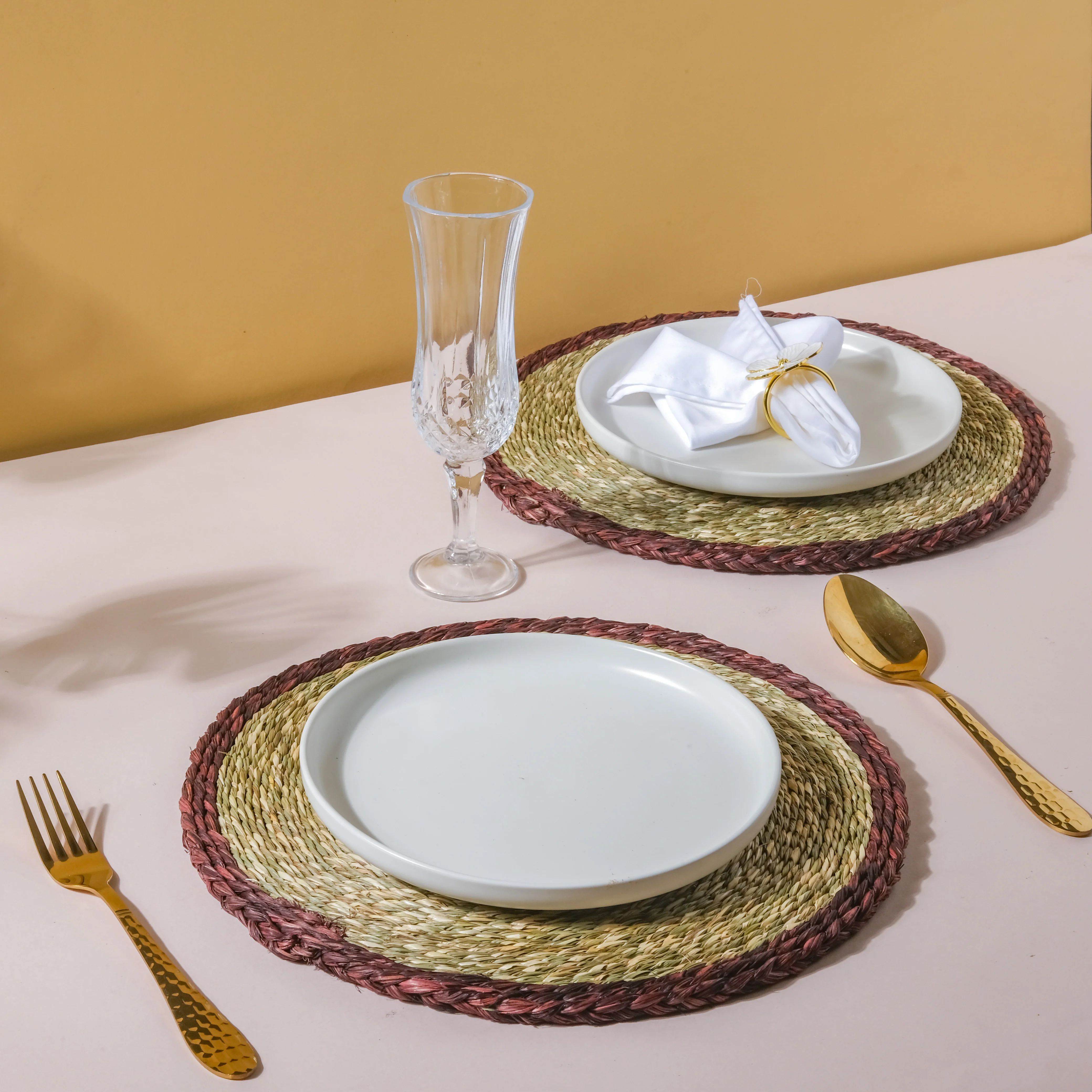 Round Sabai Trivet Brown - Image 5