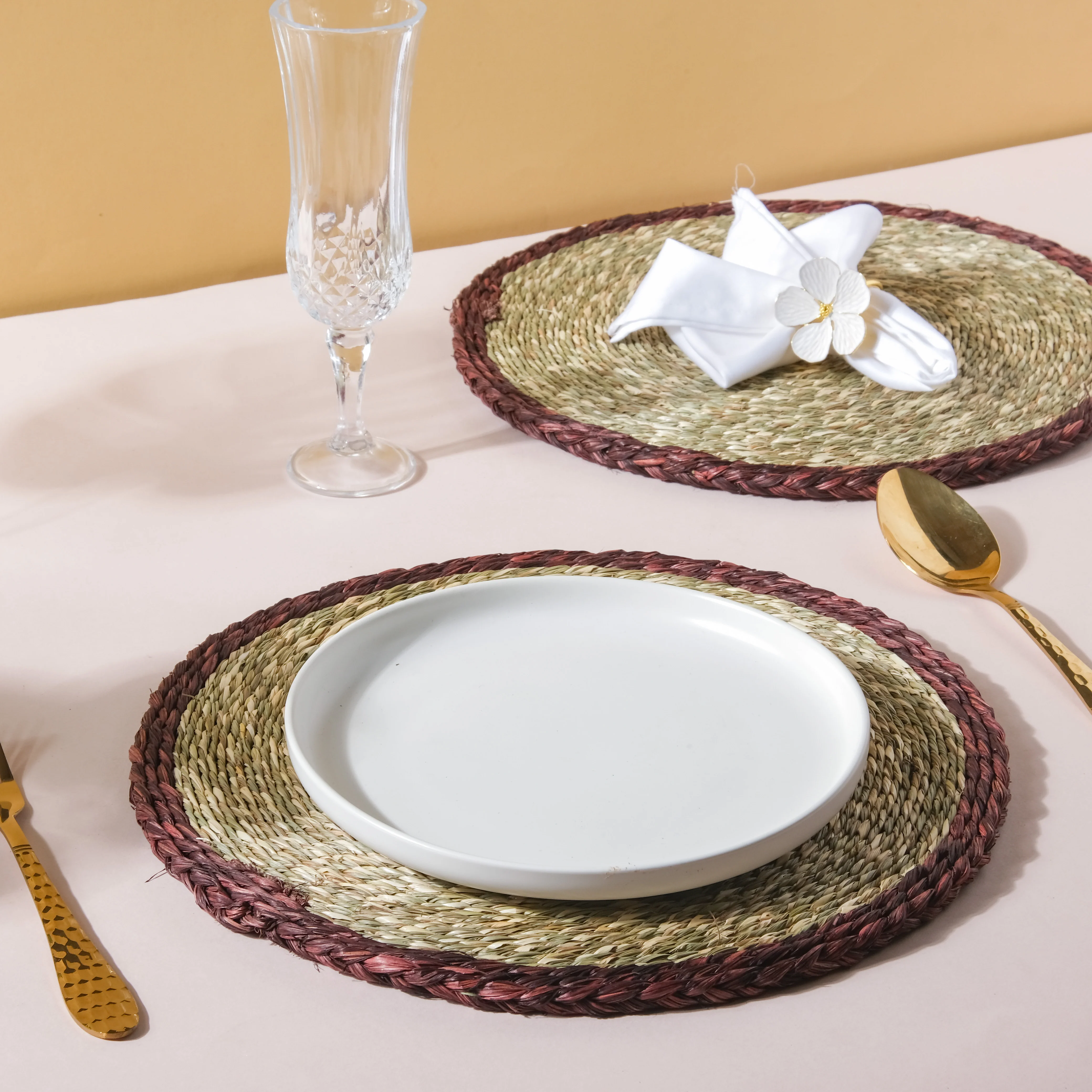 Round Sabai Trivet Brown - Image 7