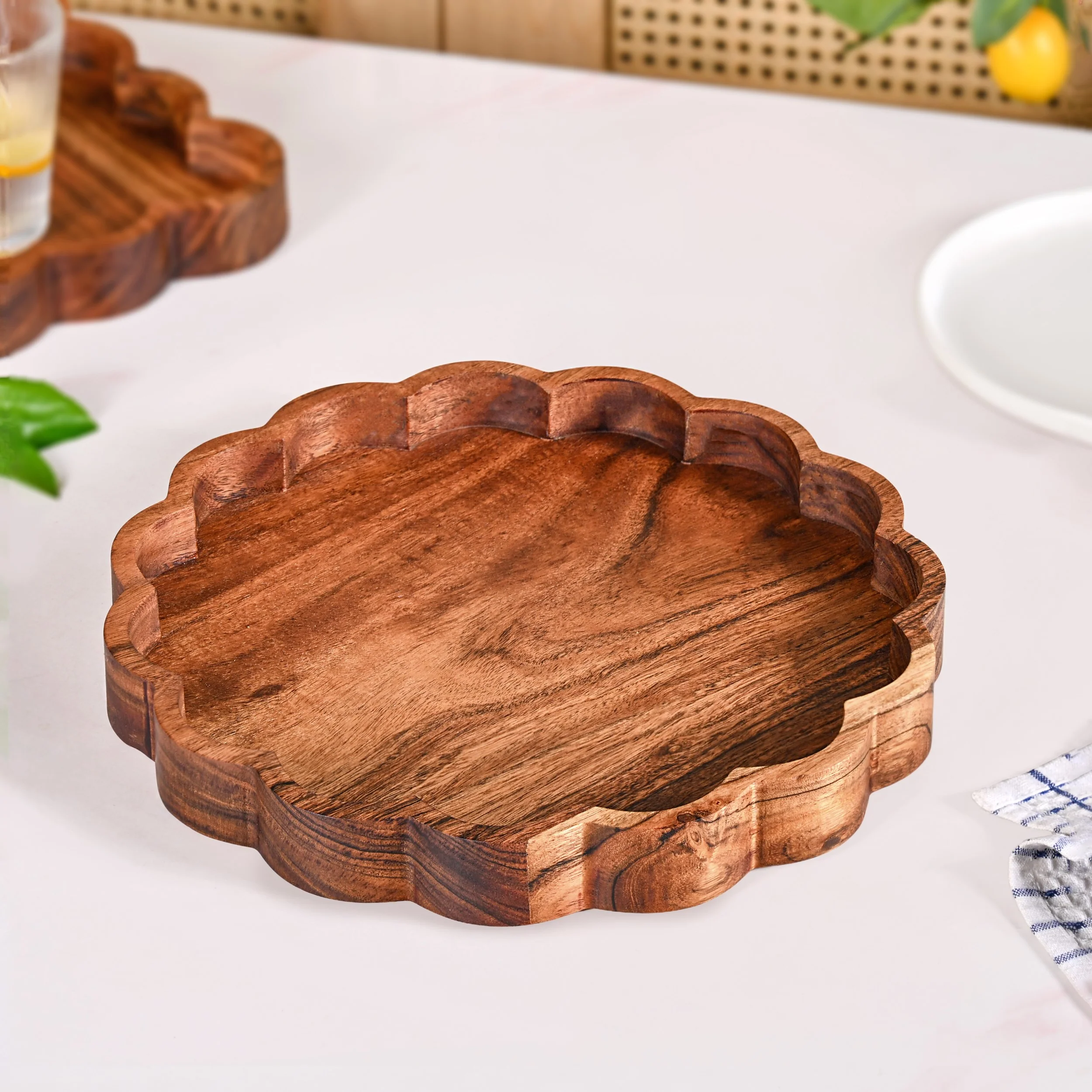 Rustic Scalloped Acacia Serving Platter 30cm - Image 8