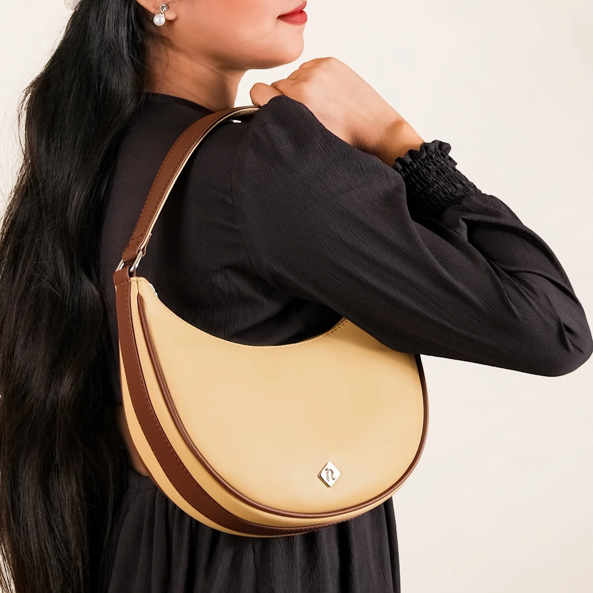 Sandy Beige Half Moon Shoulder Bag - Image 9