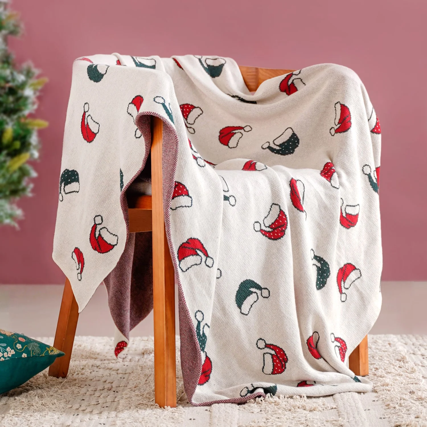 Santa Hat Christmas Sofa Throw Blanket - Image 2