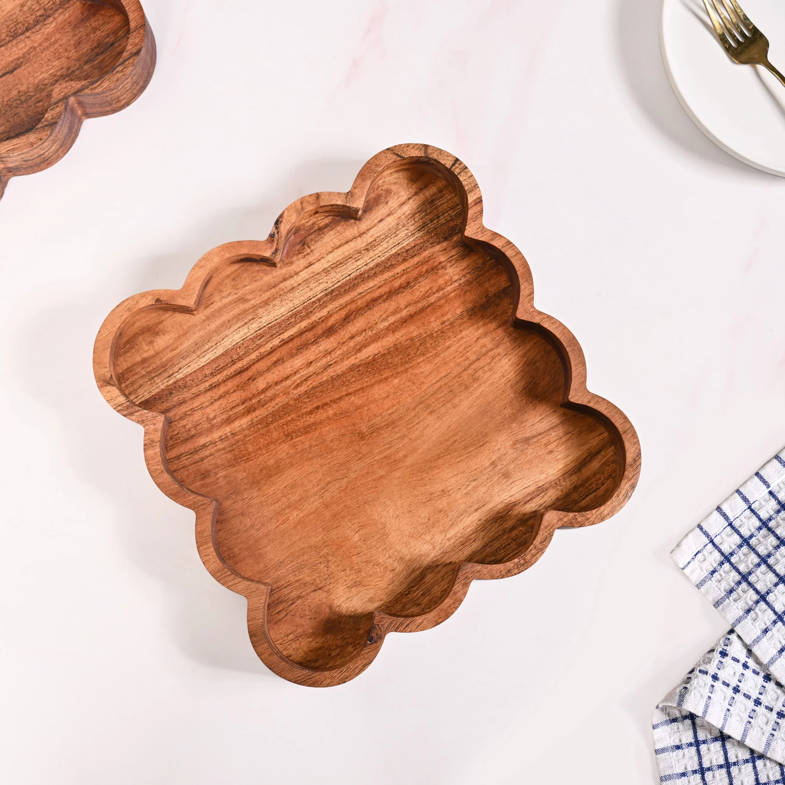Scallop Acacia Wood Square Serving Platter 26x26cm - Image 2
