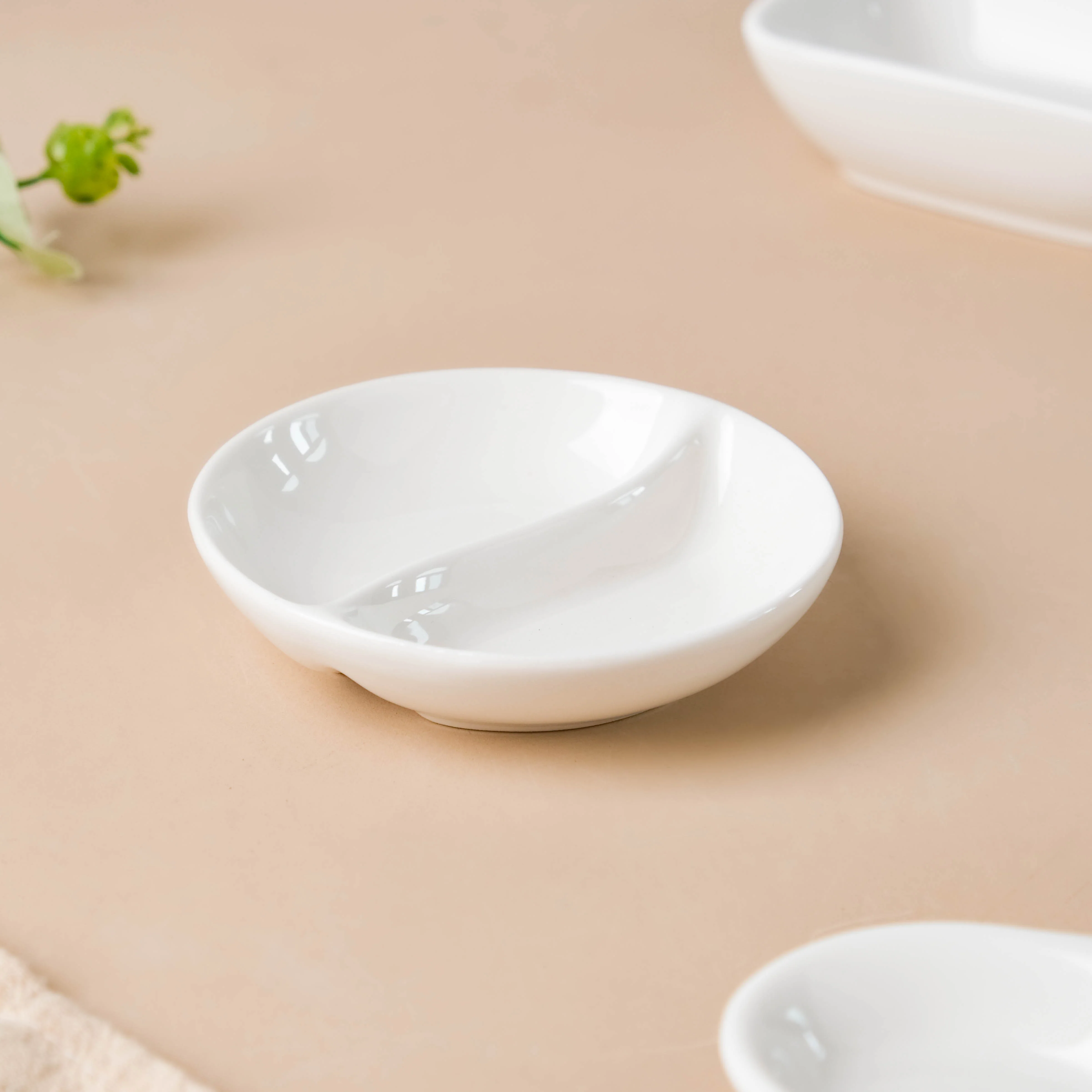 Serena Lily White Ceramic 2 Section Dip Bowl - Image 4