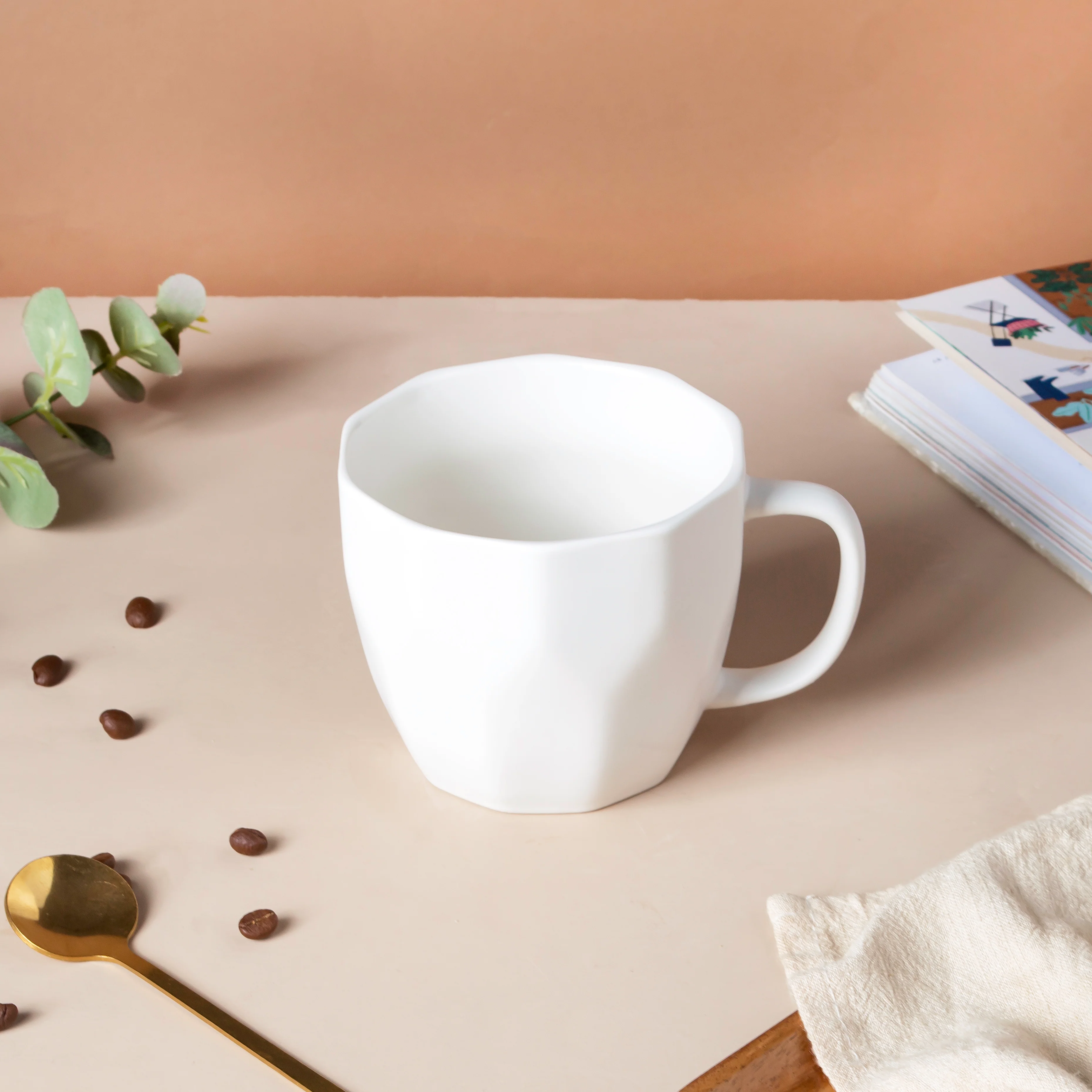 Serena White Embossed Cup - Image 4