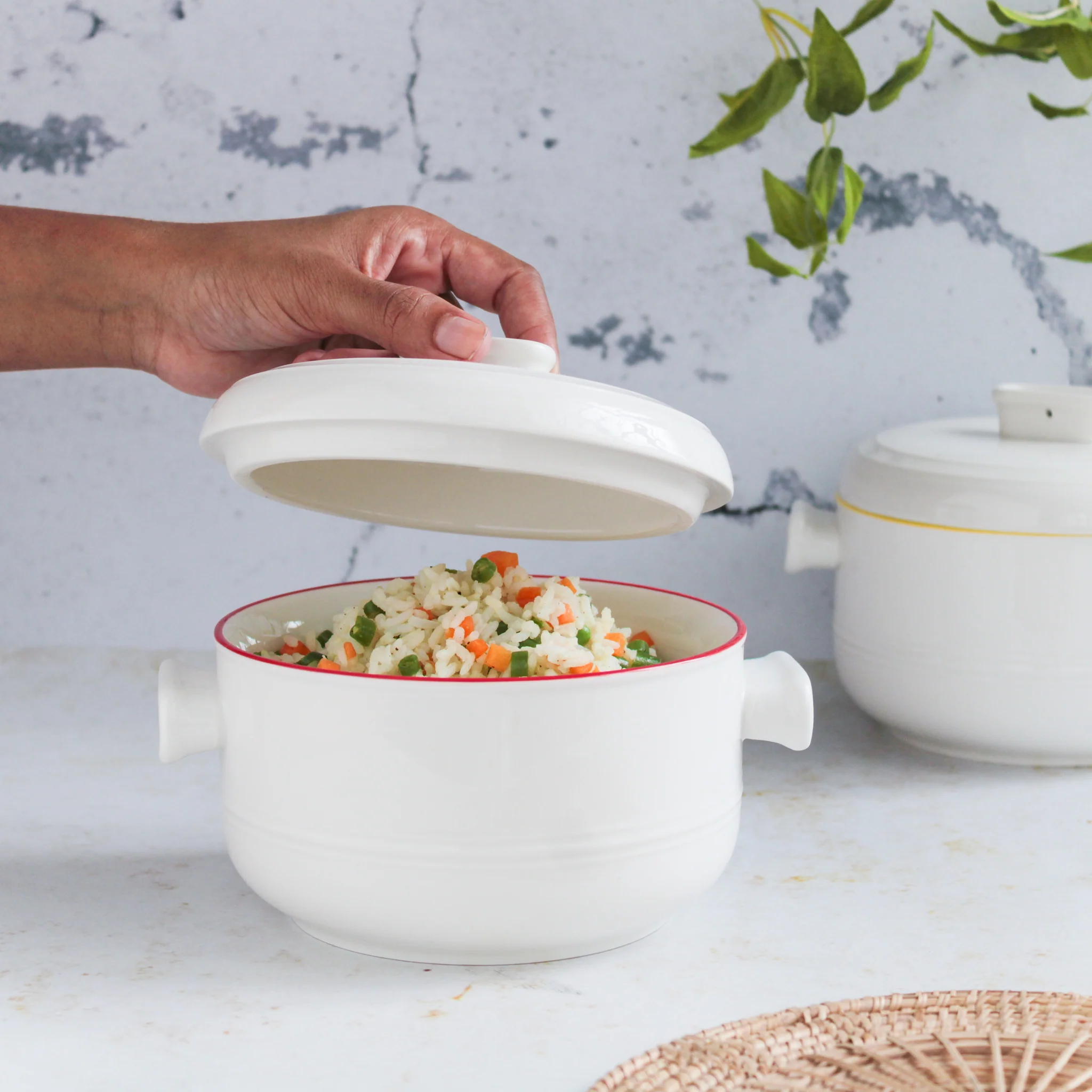 Serving Pot With Lid - Image 10