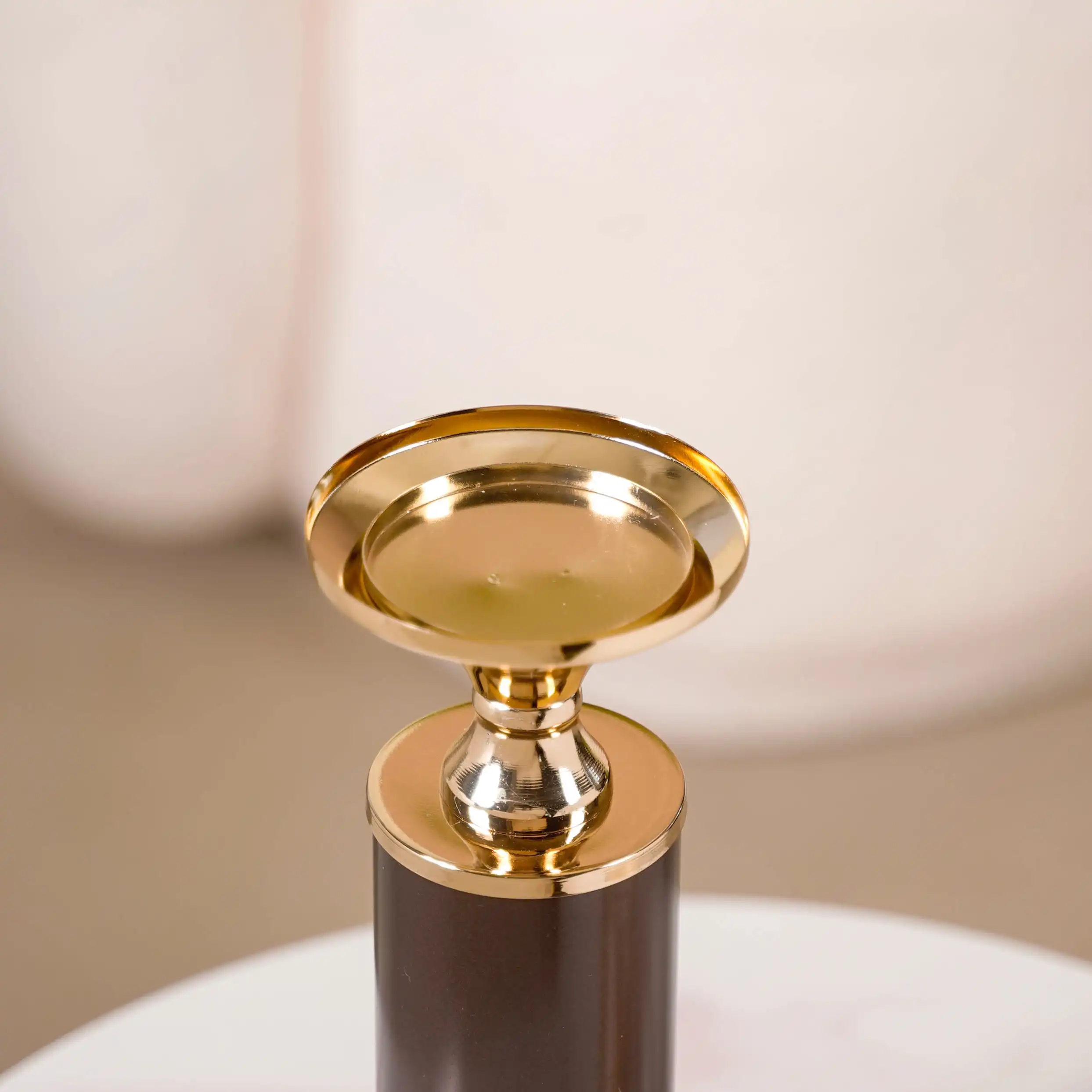 Set Of 2 Luxury Pillar Candle Holder - Image 12